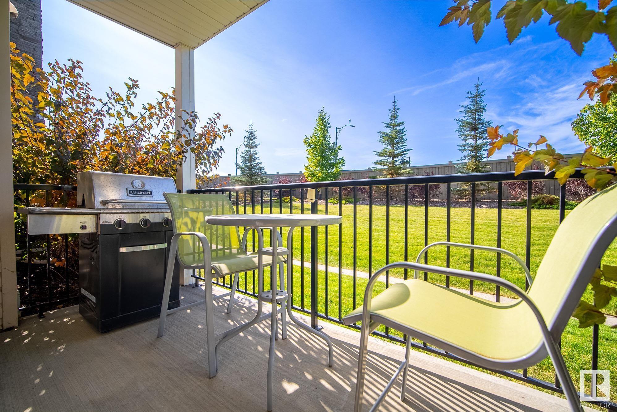 6 AUGUSTINE Crescent