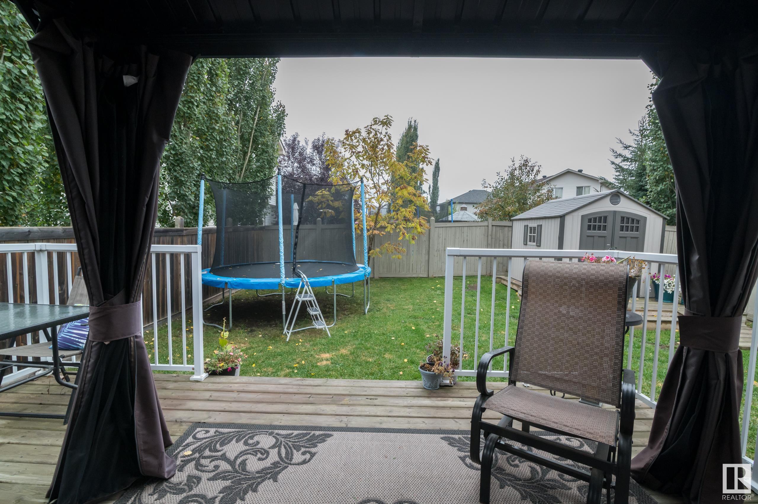 12 ERINDALE Close