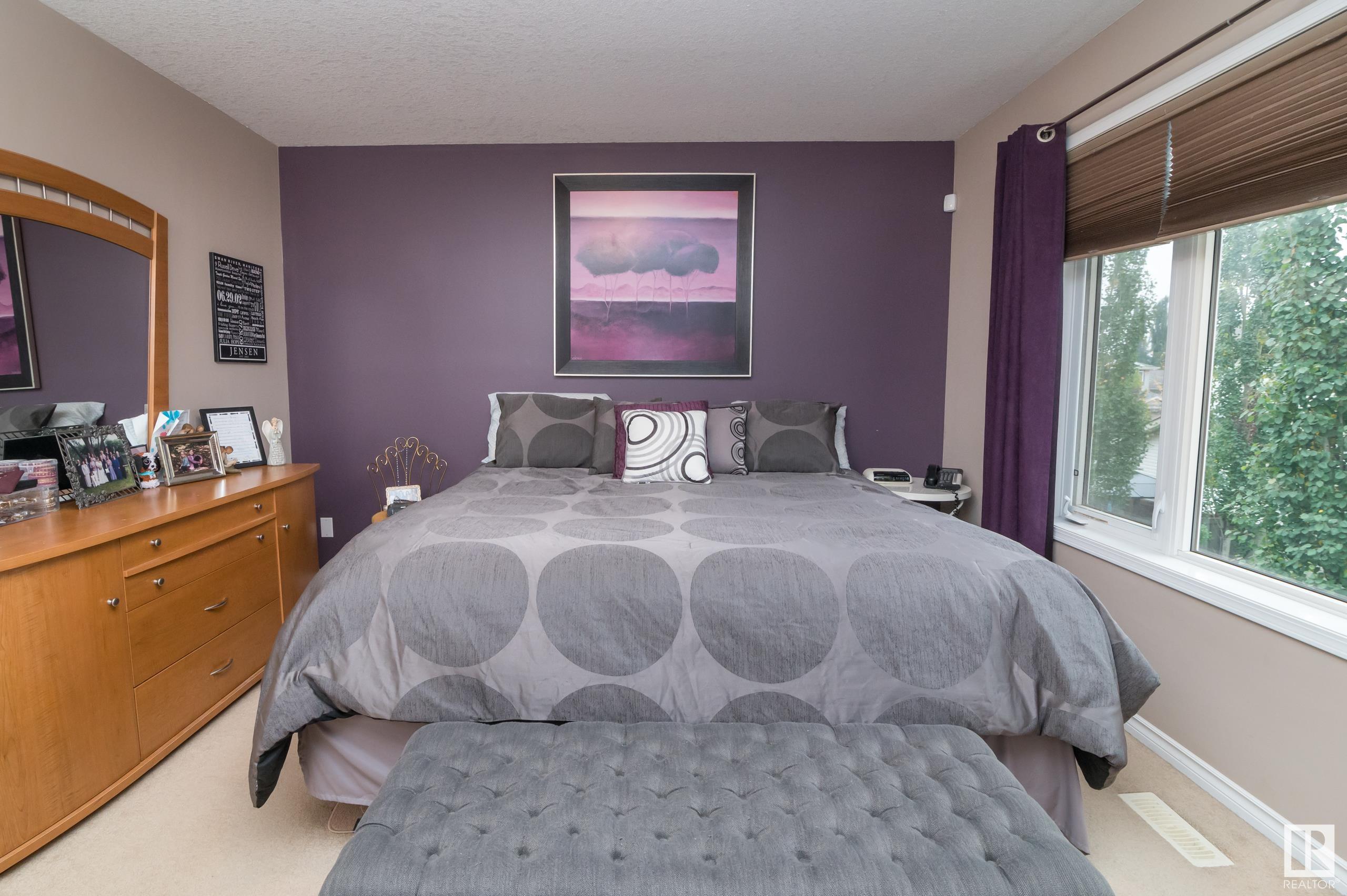 12 ERINDALE Close