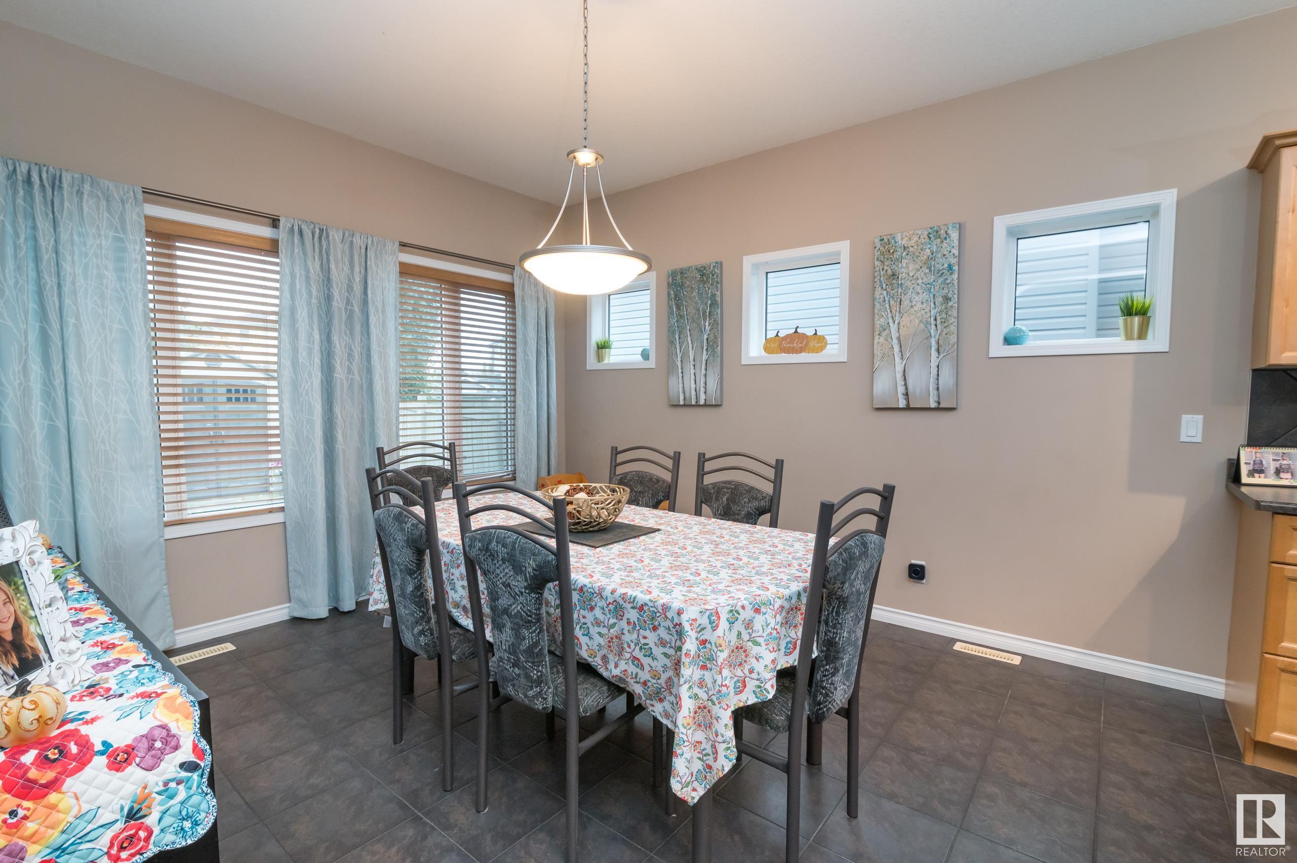 12 ERINDALE Close