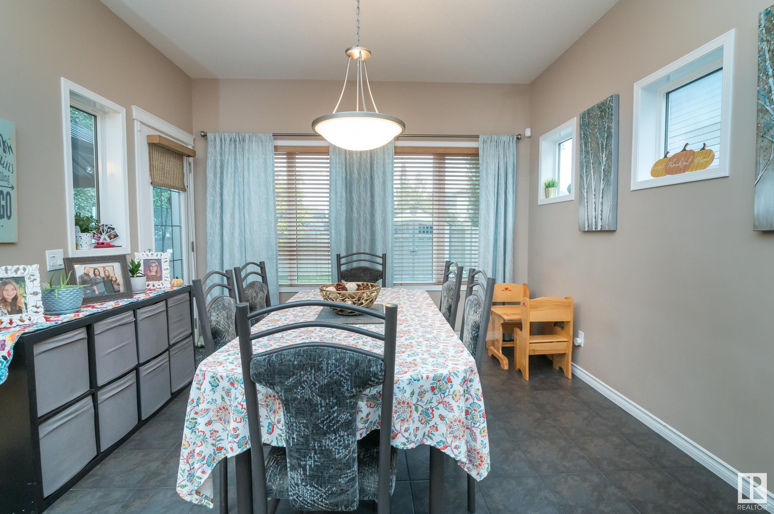 12 ERINDALE Close