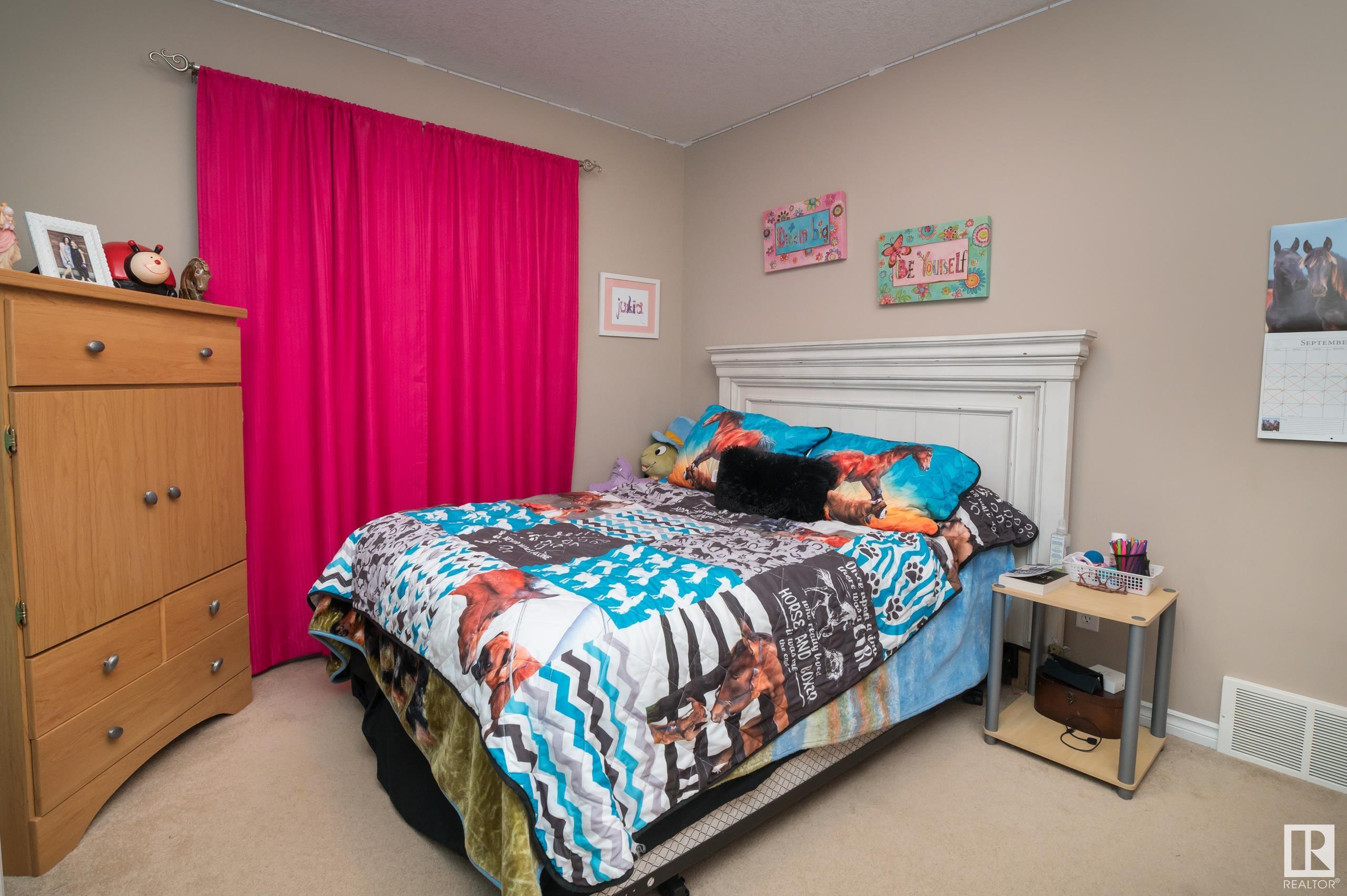 12 ERINDALE Close