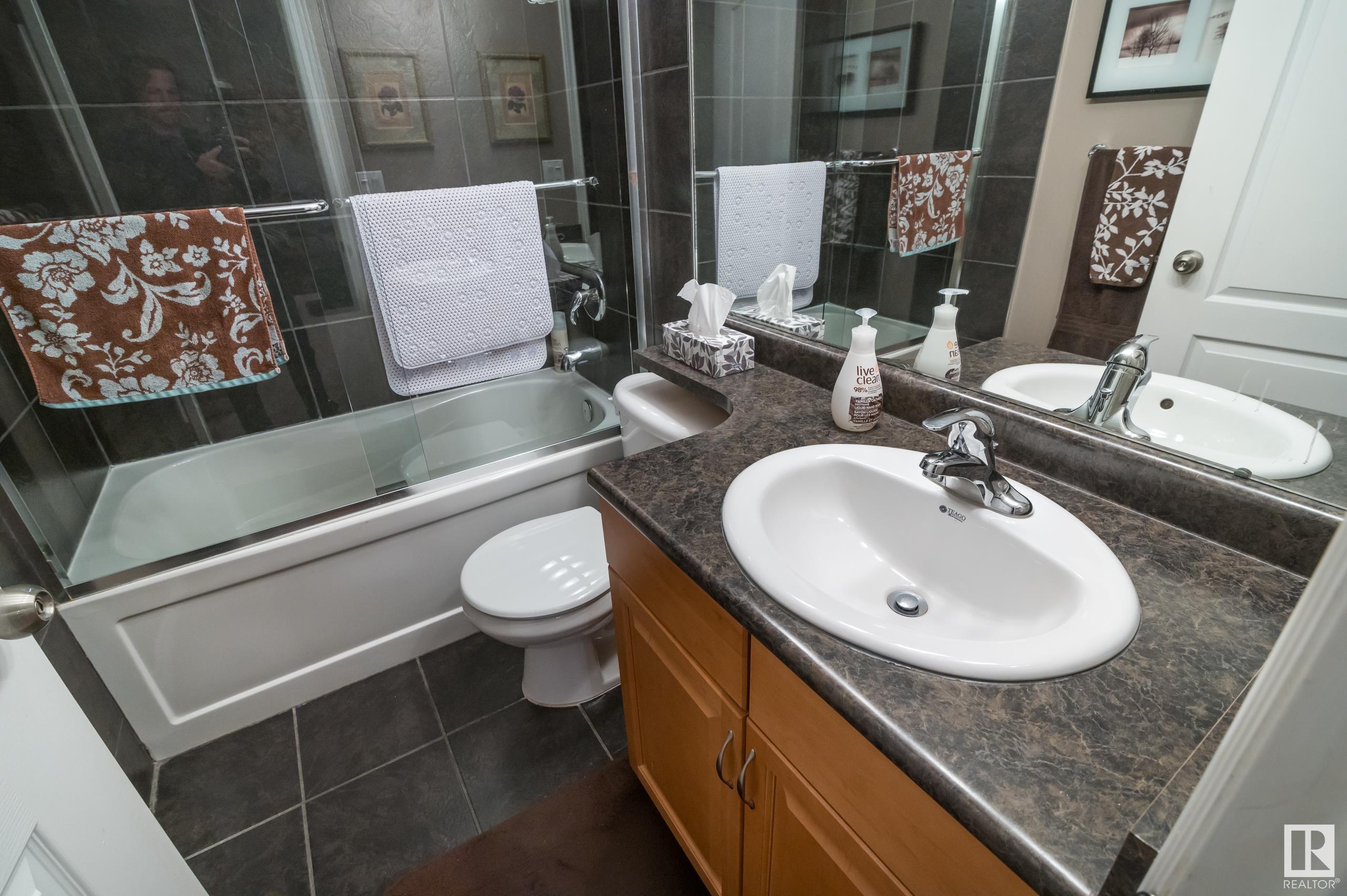 12 ERINDALE Close