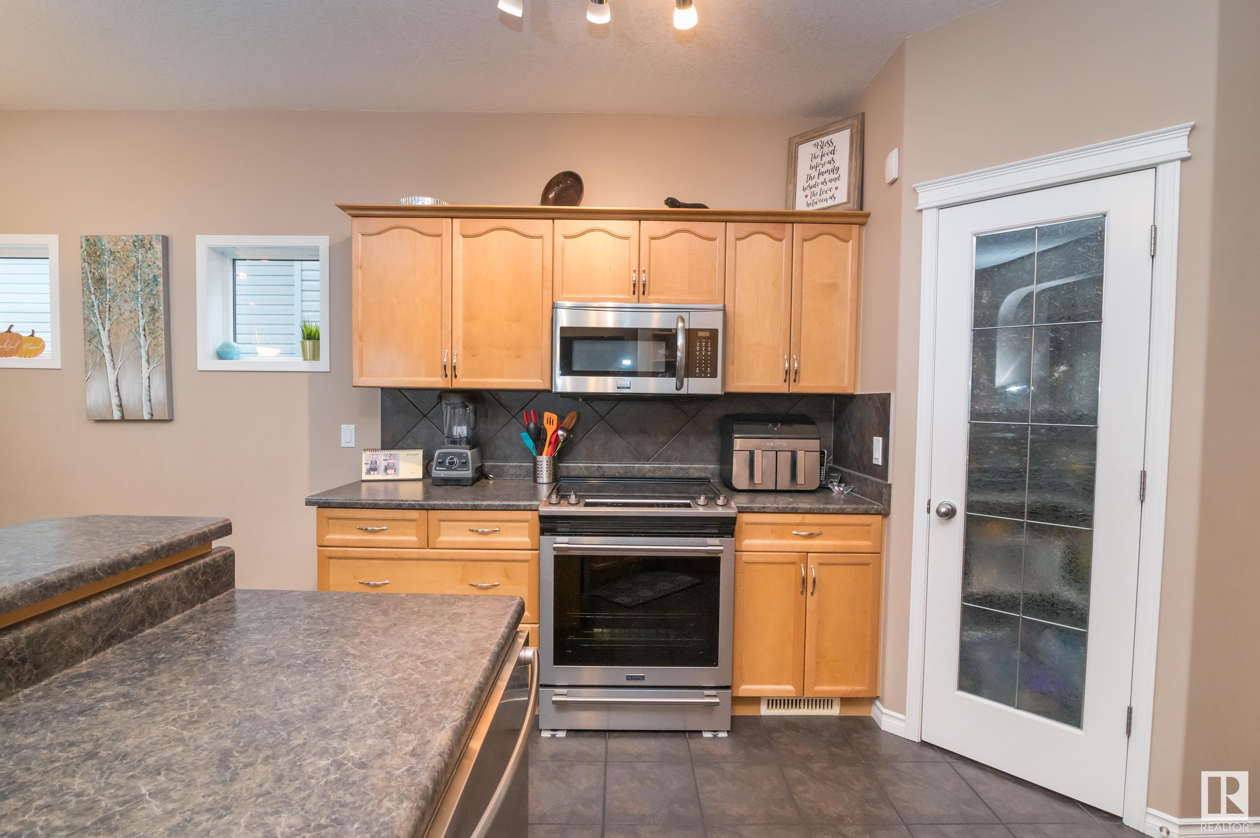 12 ERINDALE Close
