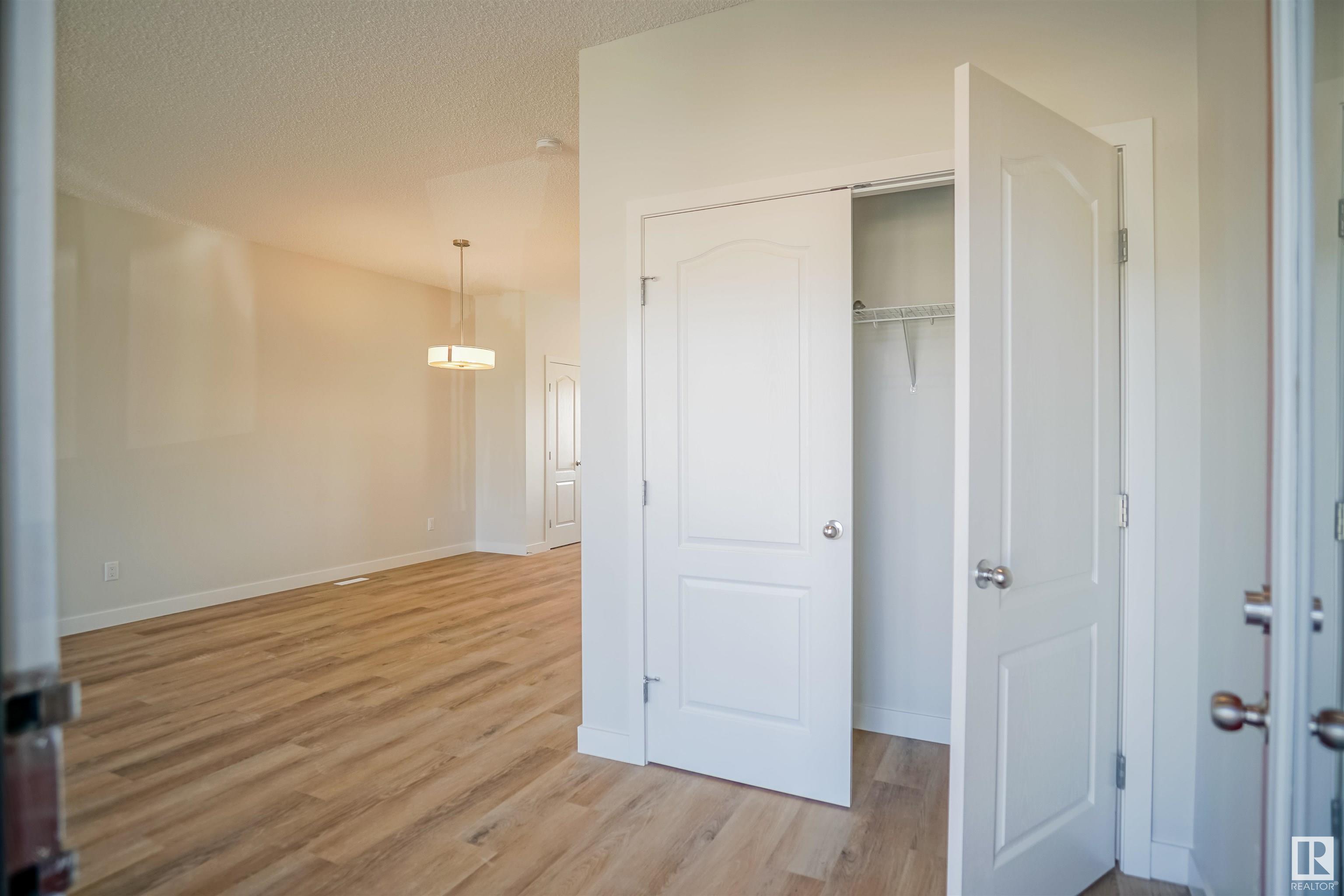 283 Sunland Way