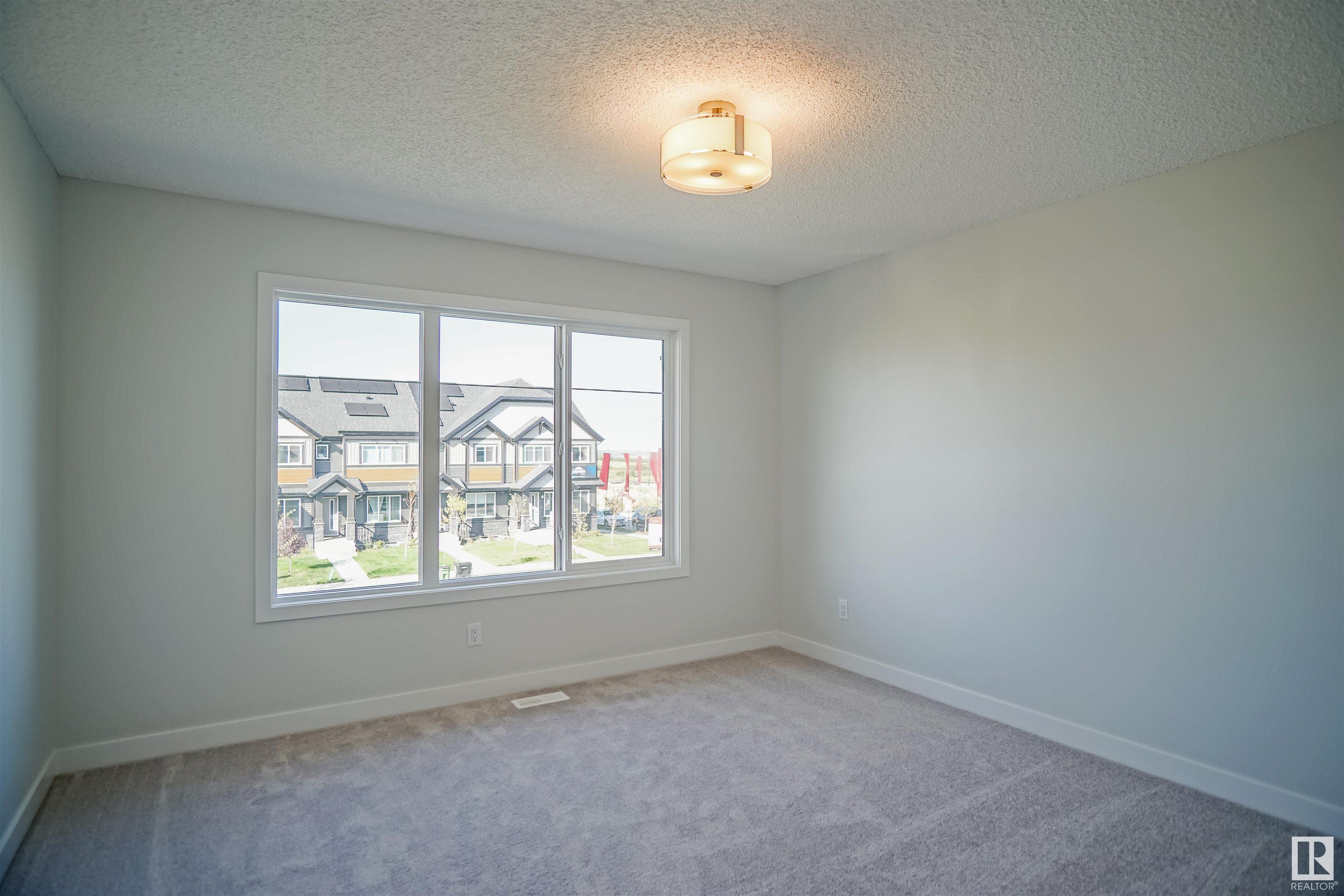 283 Sunland Way