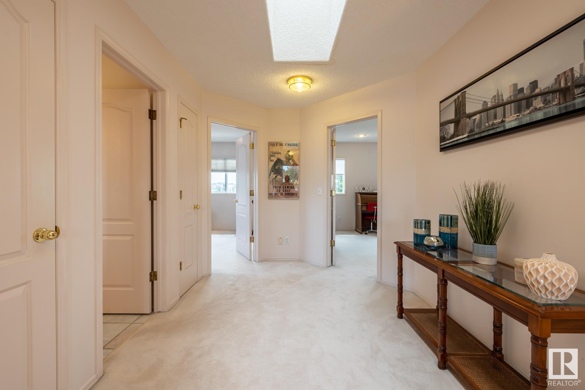 6 EVEREST Crescent