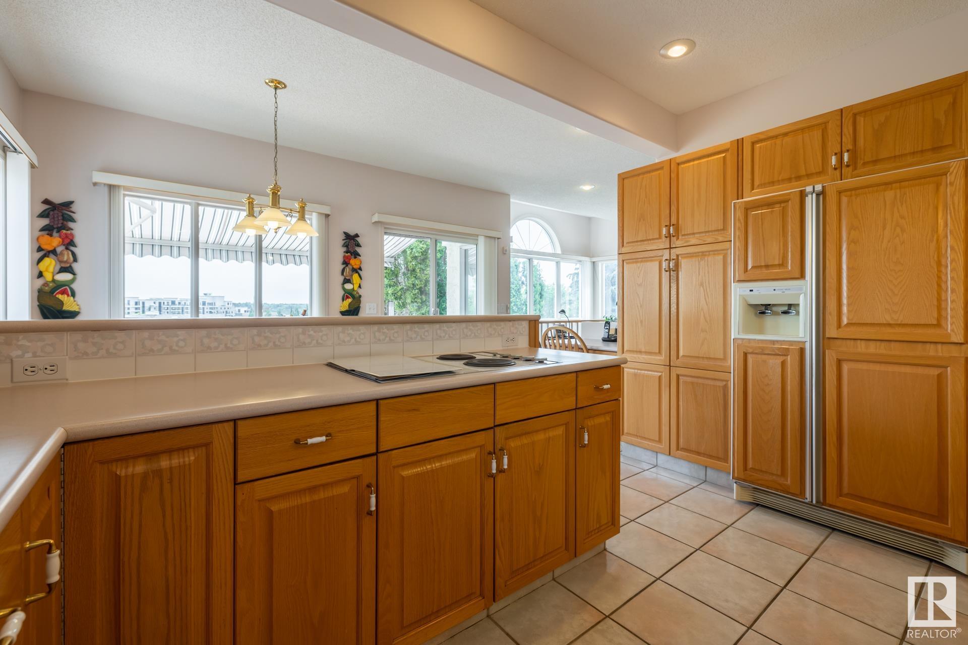 6 EVEREST Crescent