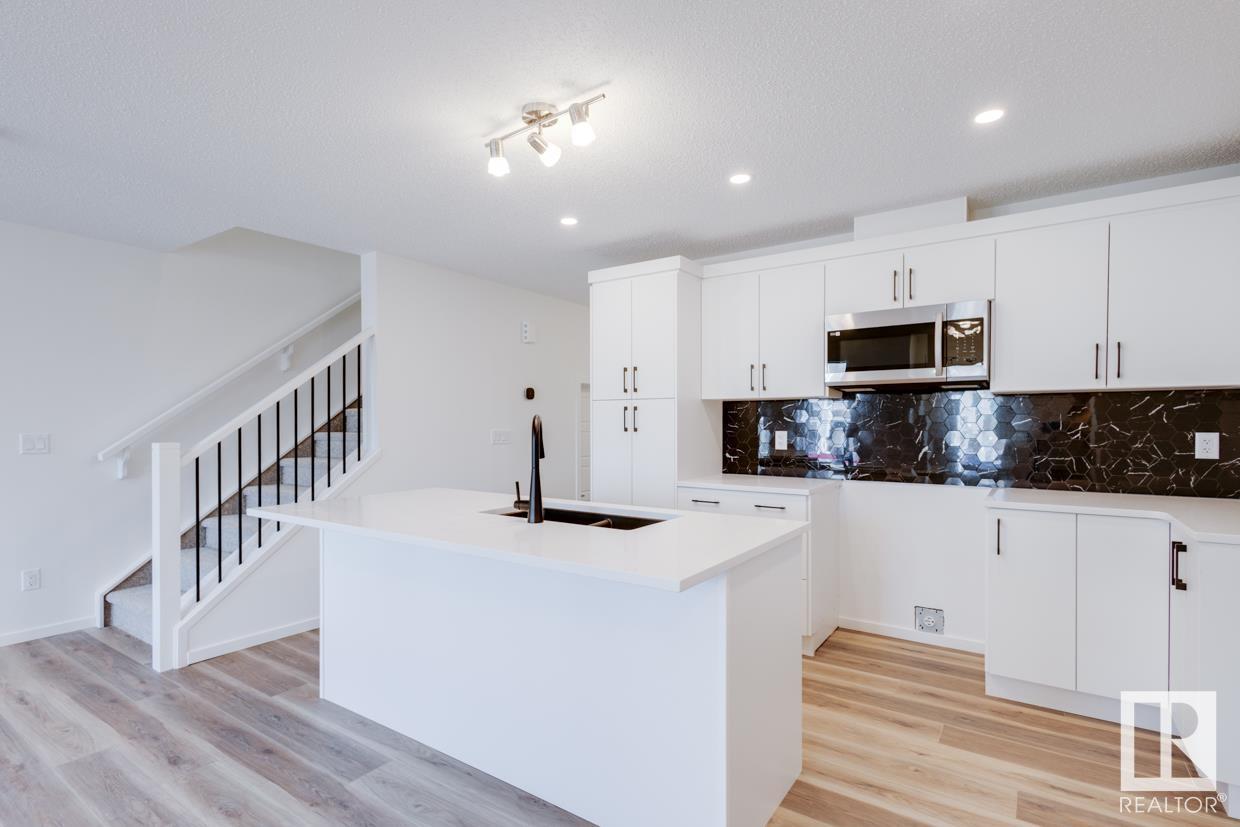 1053 Helen Lavender Lane