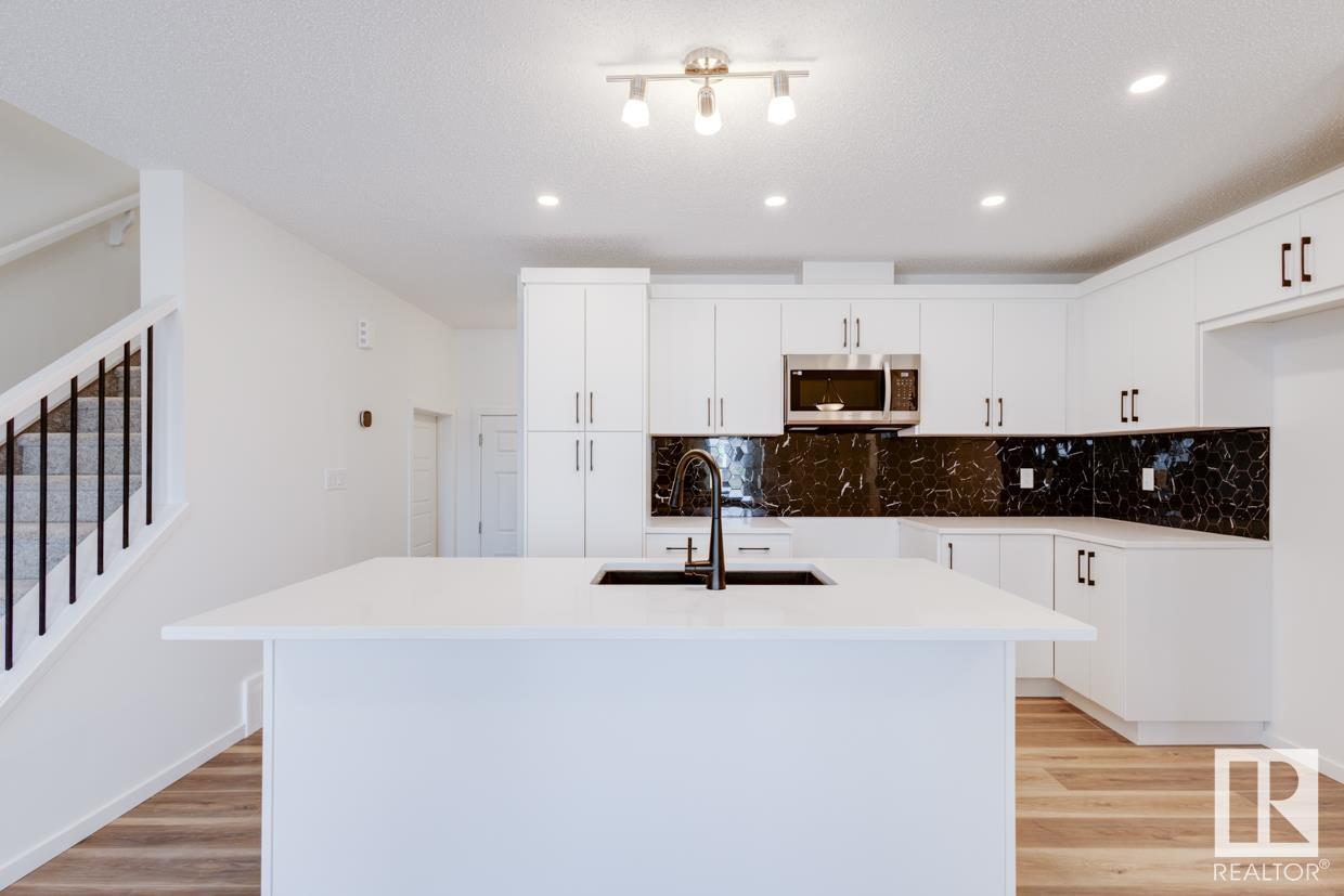 1053 Helen Lavender Lane