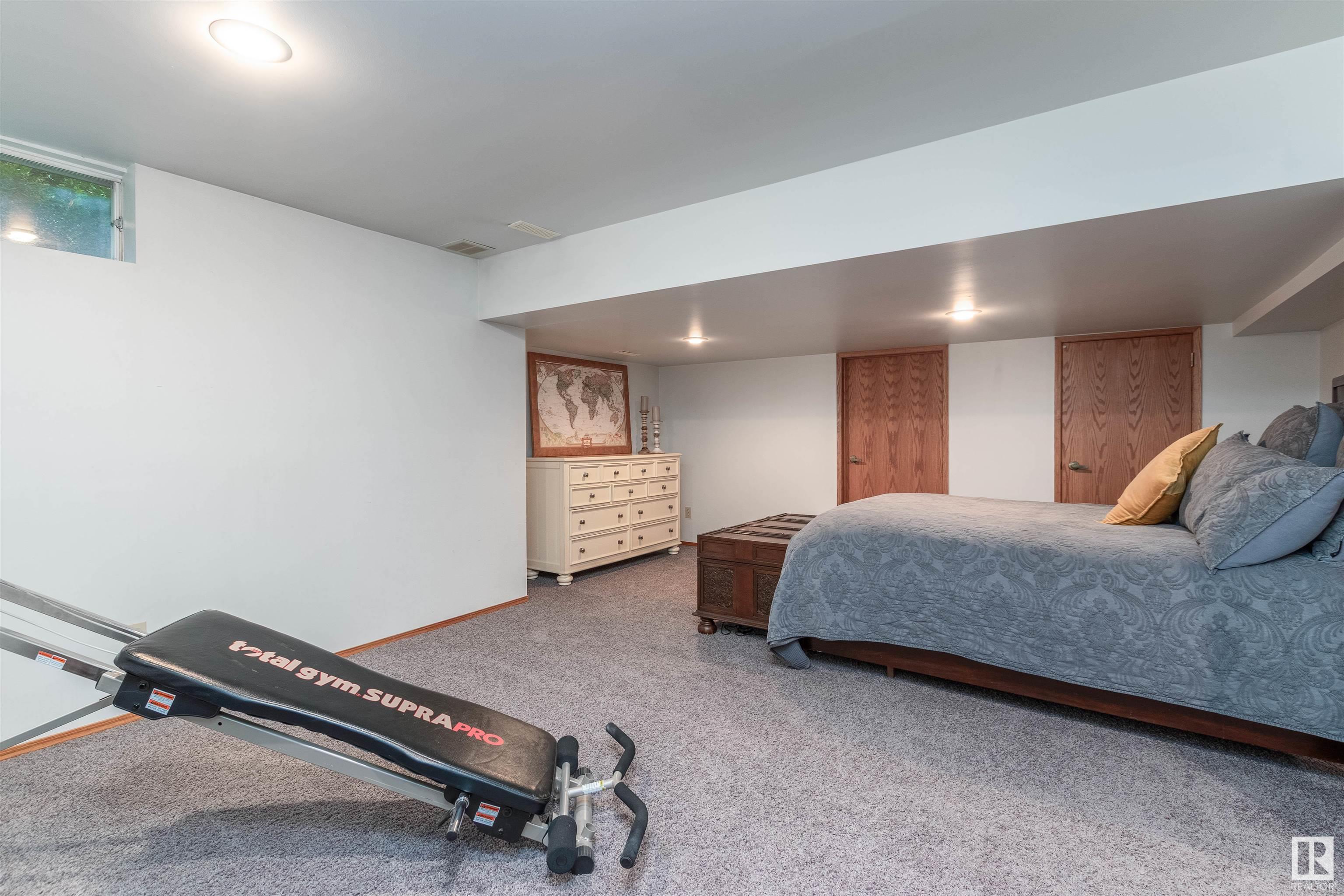 611 WOODBRIDGE Way