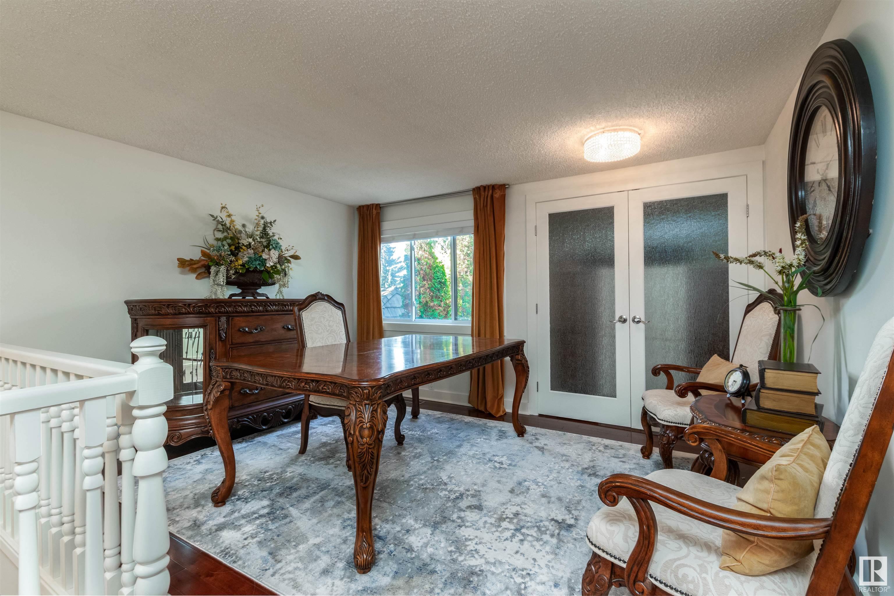 611 WOODBRIDGE Way