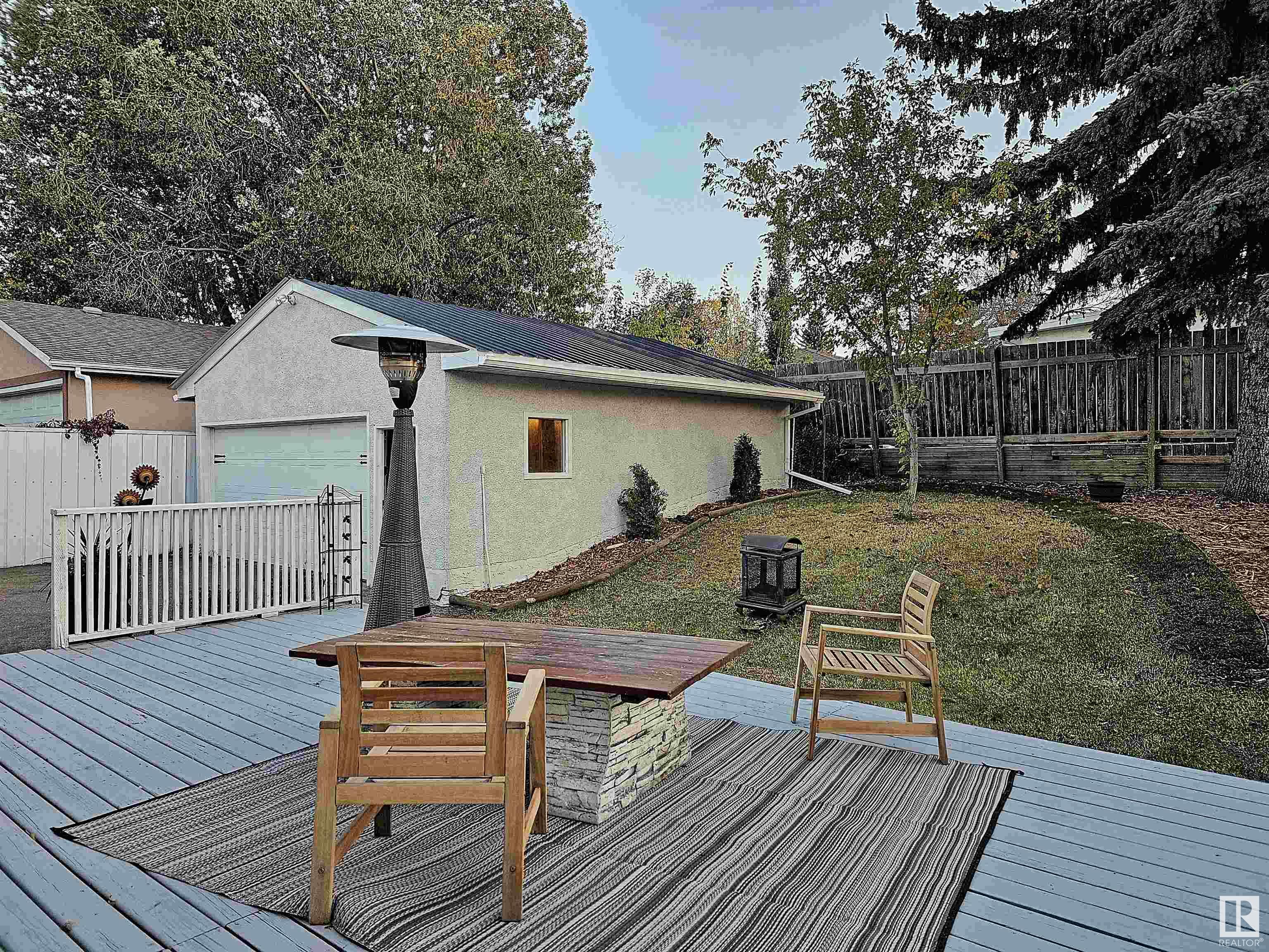 65 GLENHAVEN Crescent