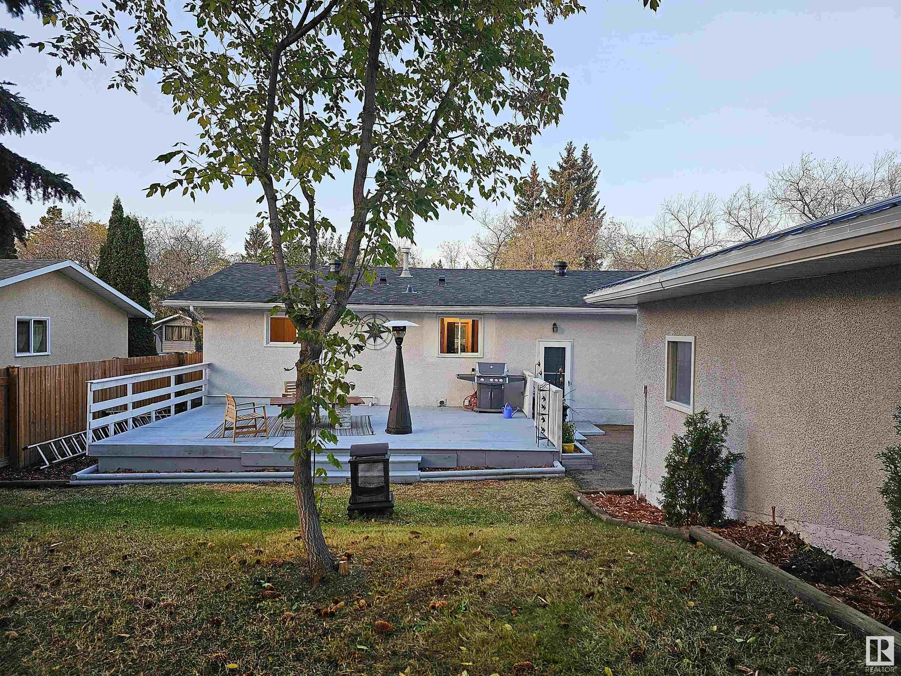 65 GLENHAVEN Crescent