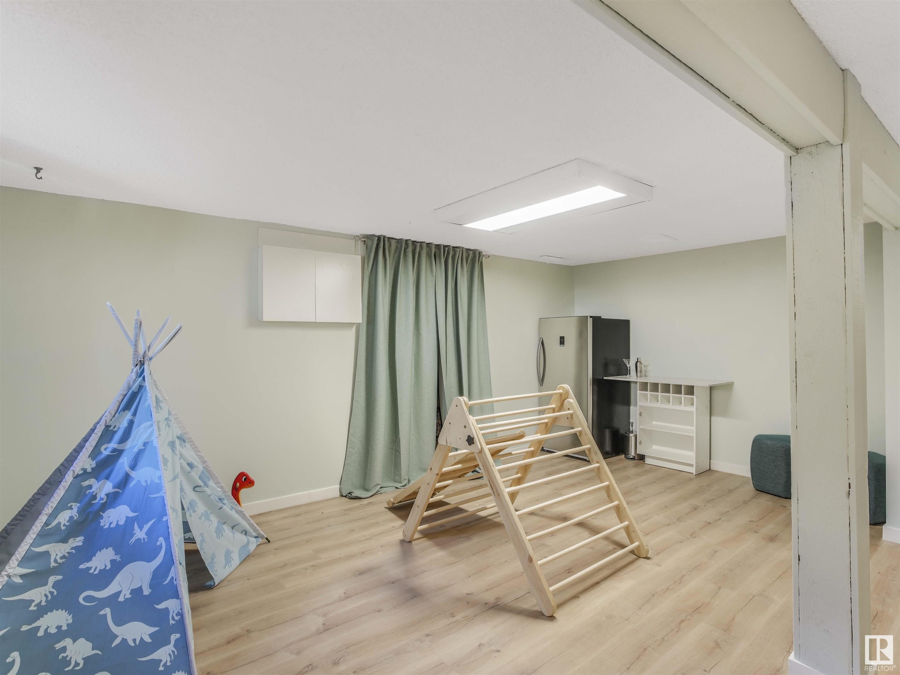 25 BRADBURN Crescent