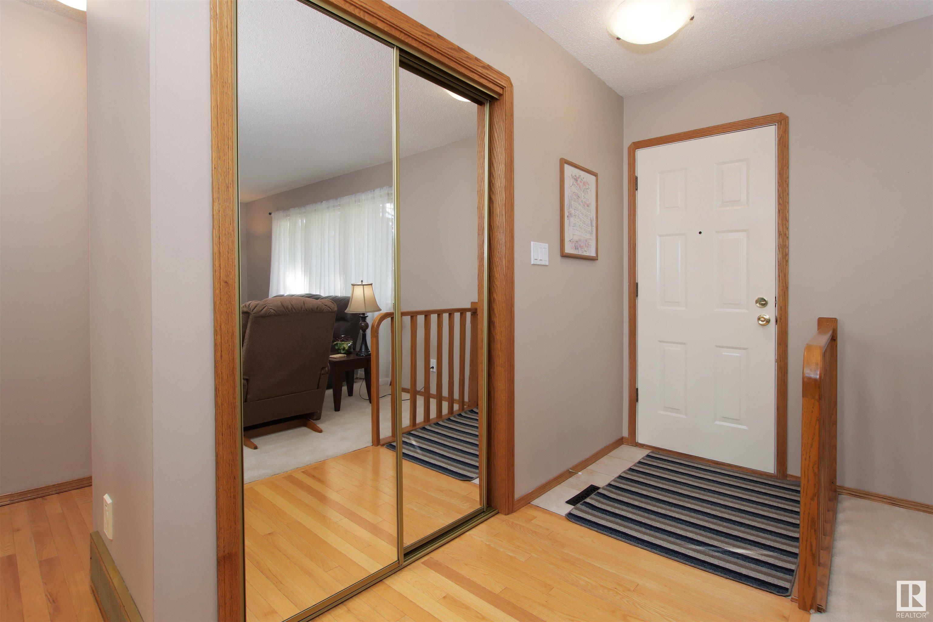 44 AMBER Crescent