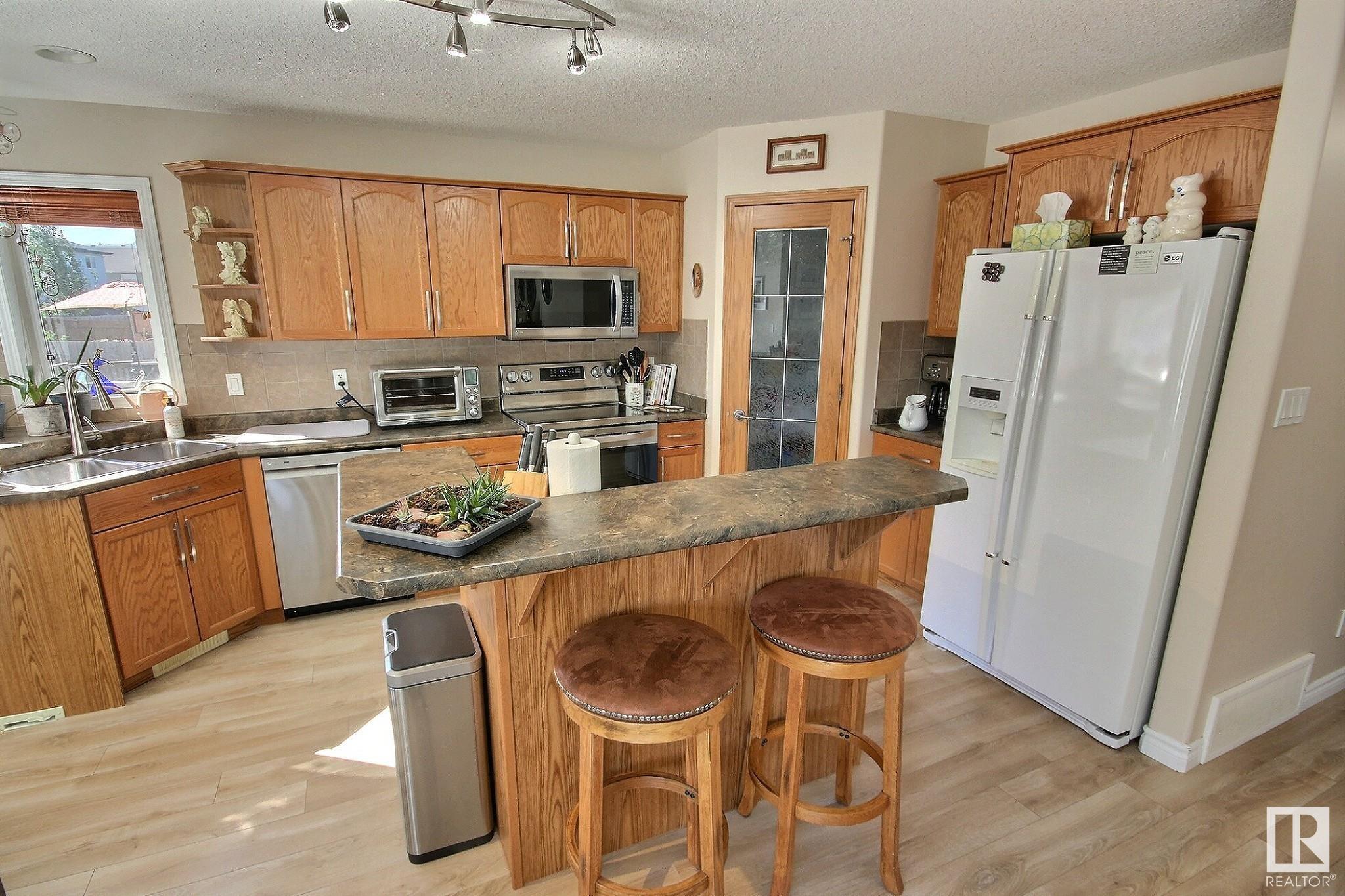 403 FOXBORO Drive