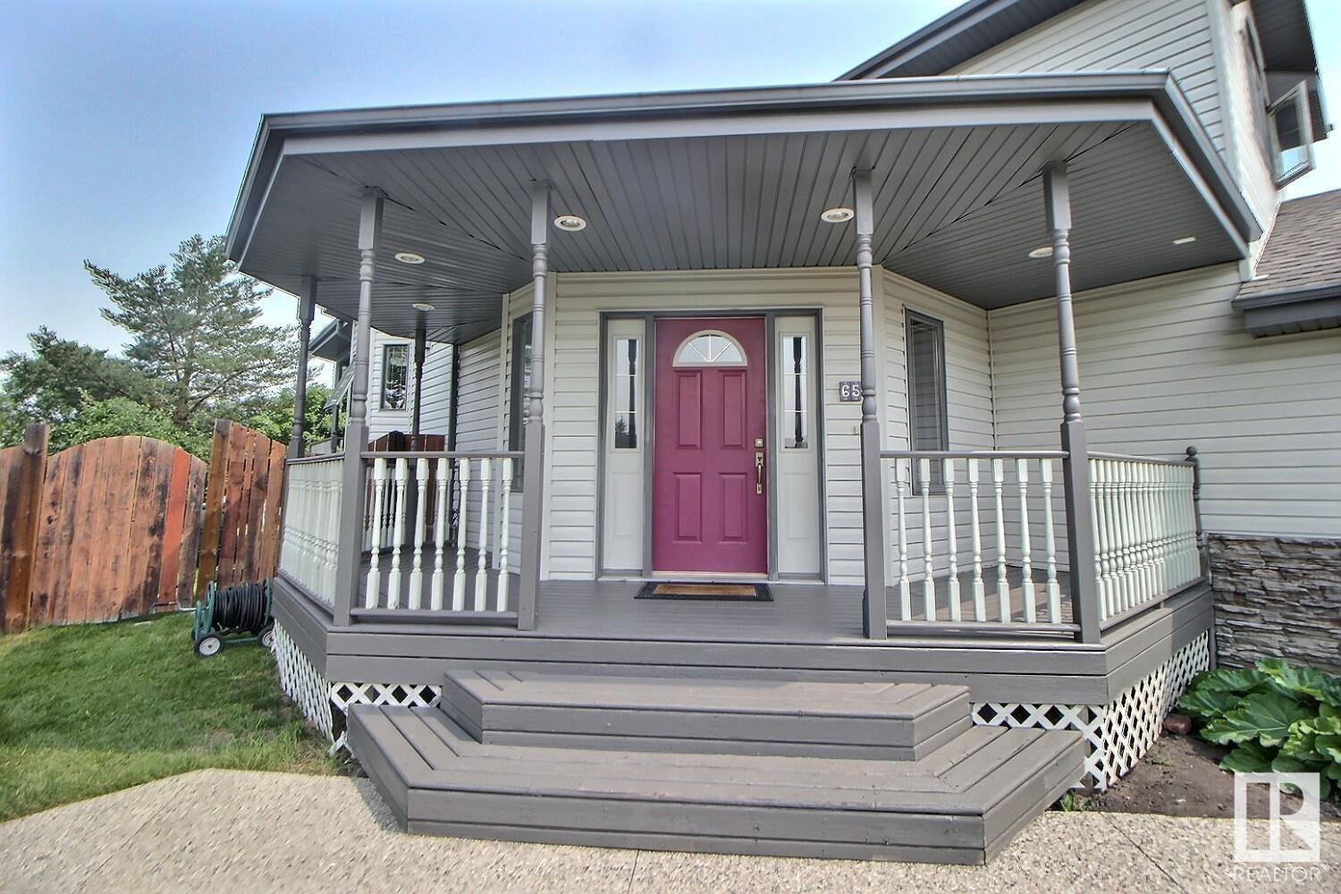 65 DUNFIELD Crescent