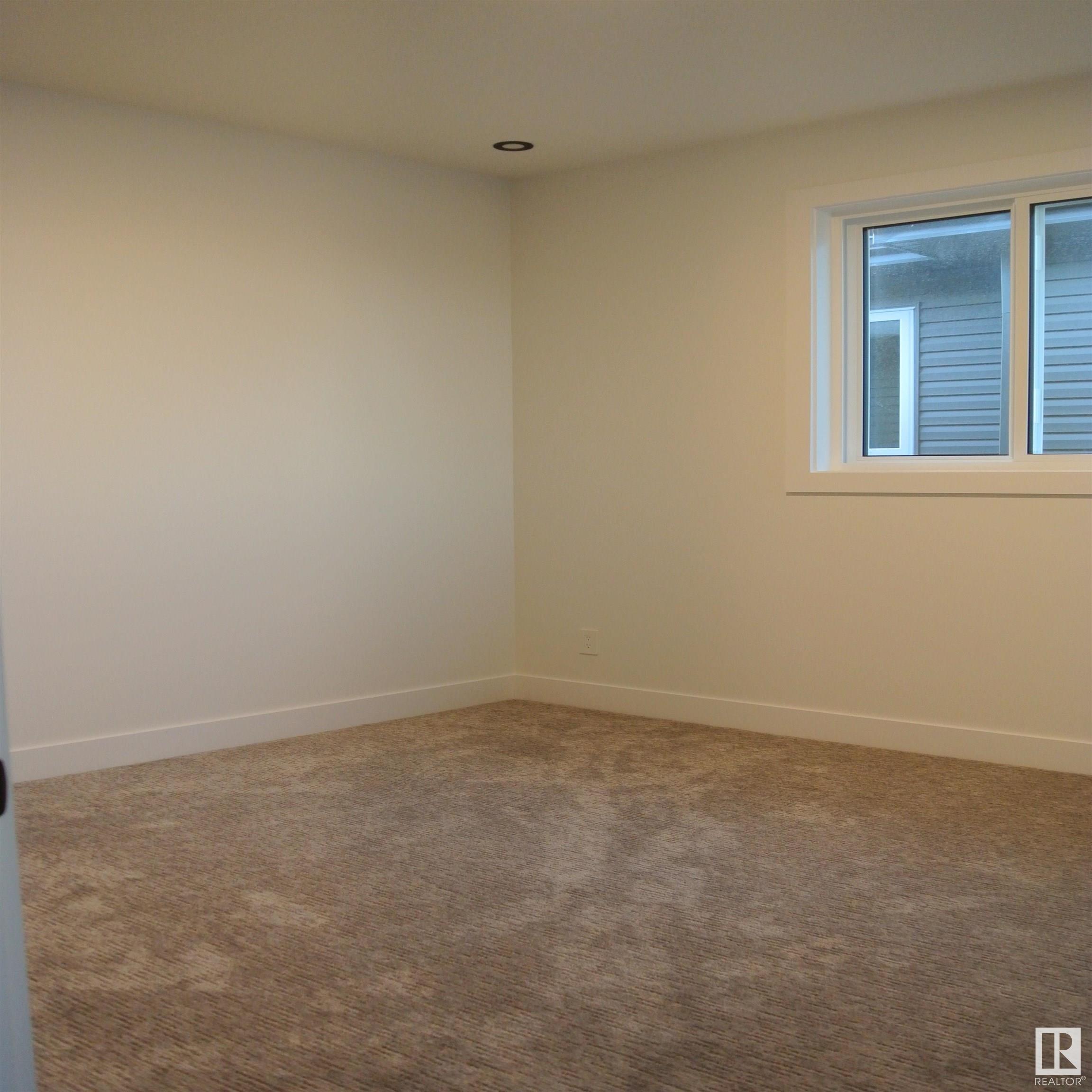 67 Edgefield Way