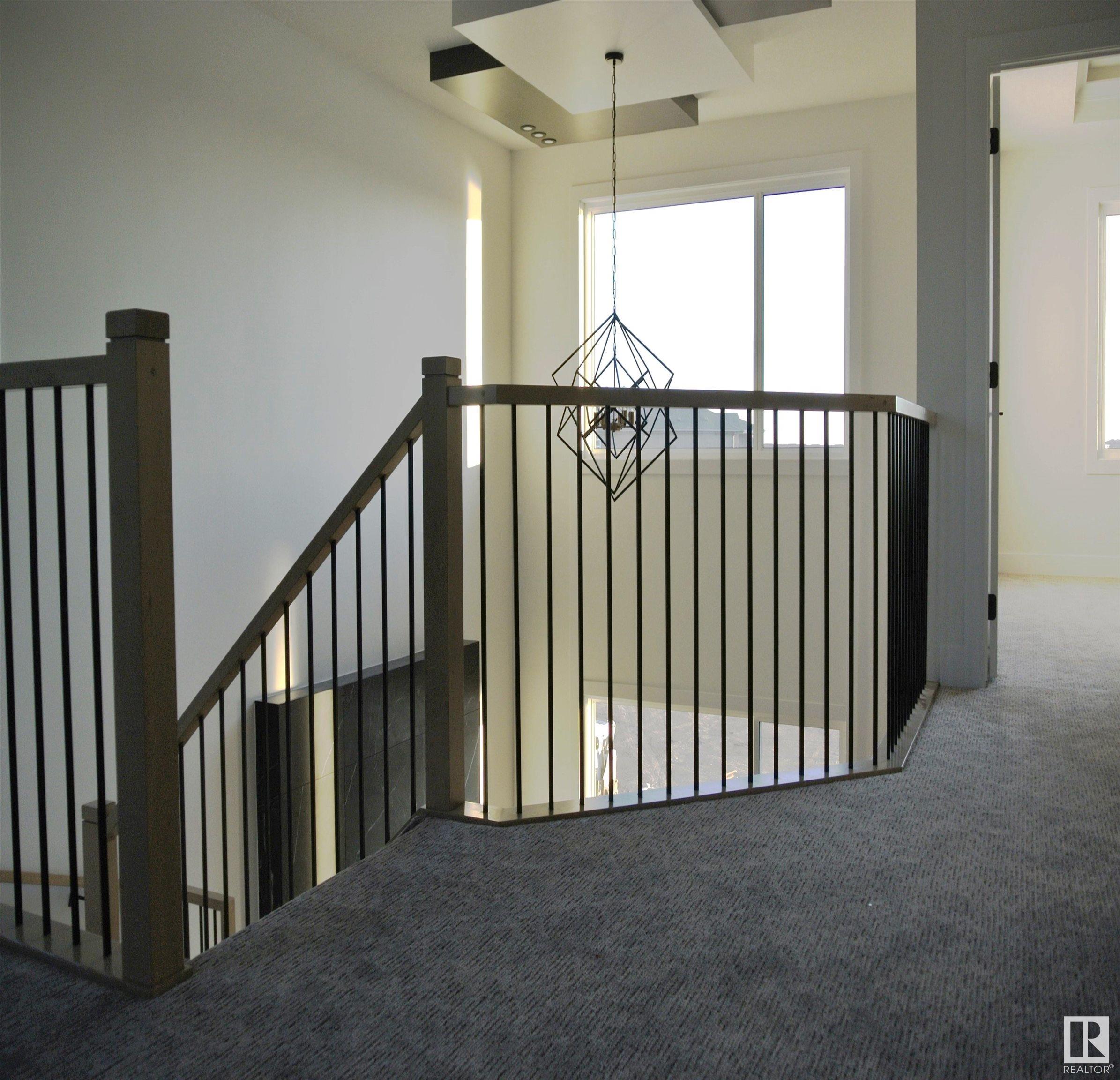 67 Edgefield Way