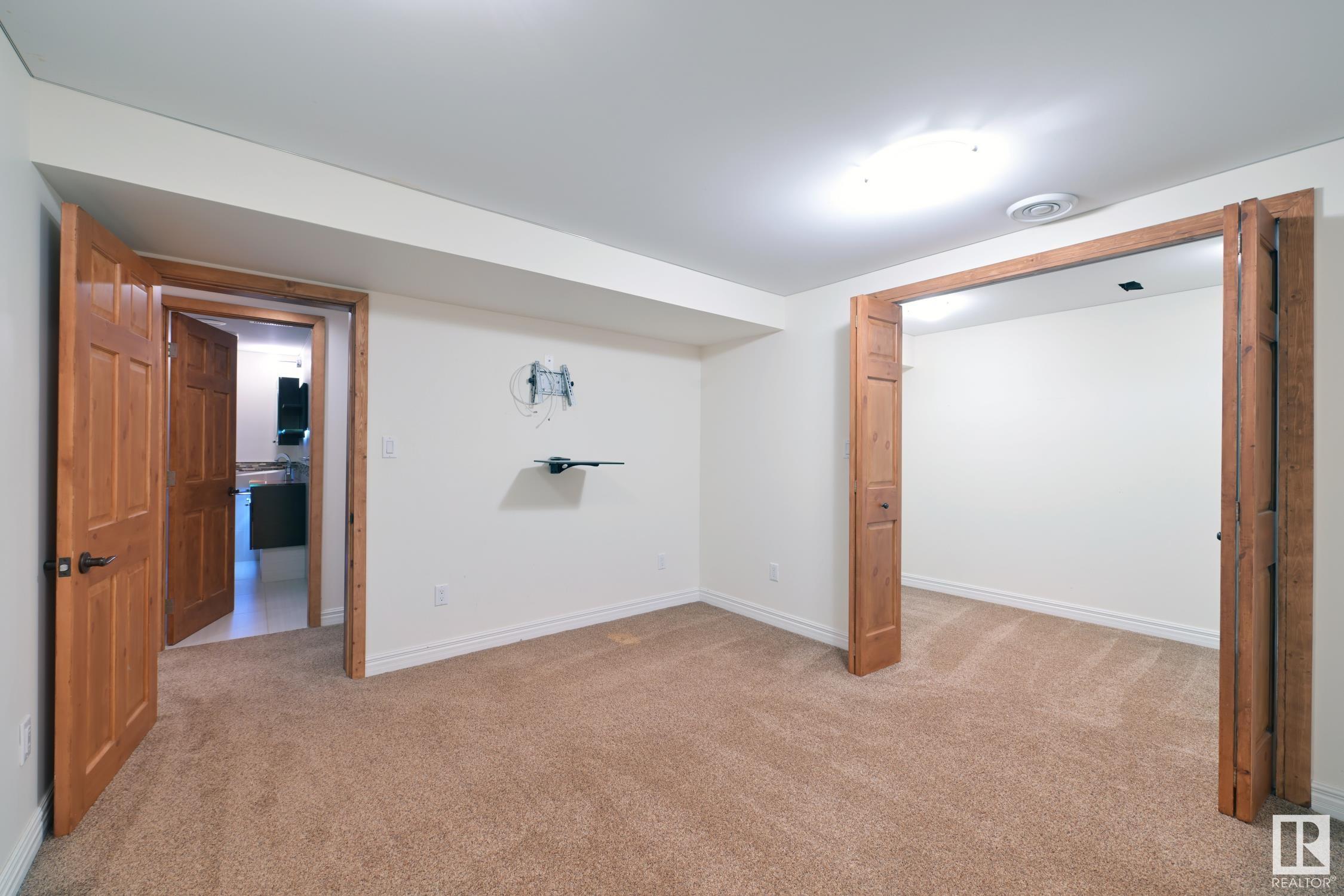 15 GARCIA Place