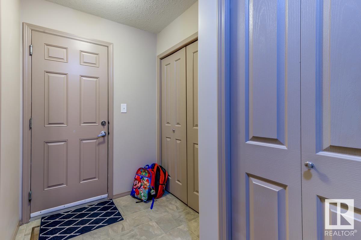 23 APPLETON Crescent