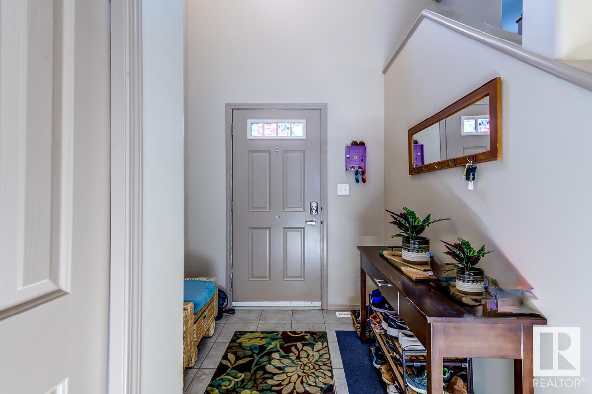 23 APPLETON Crescent