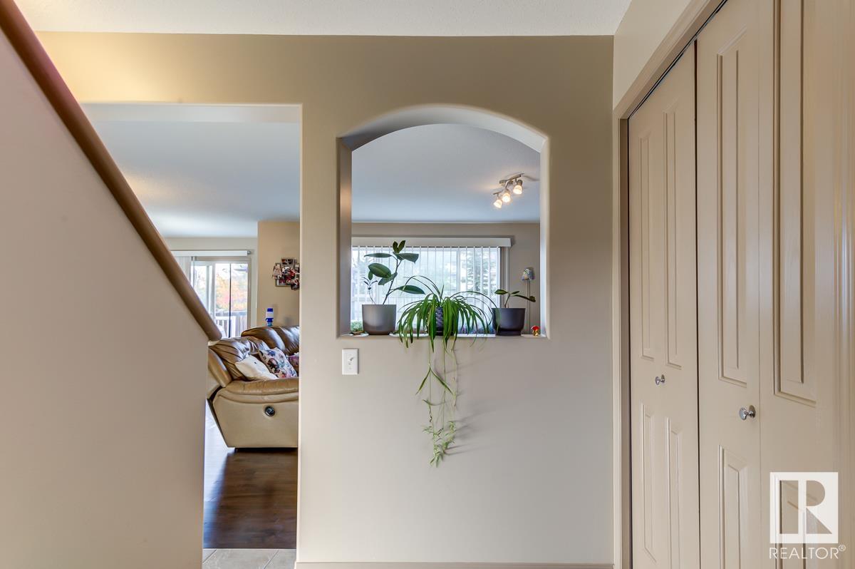 23 APPLETON Crescent