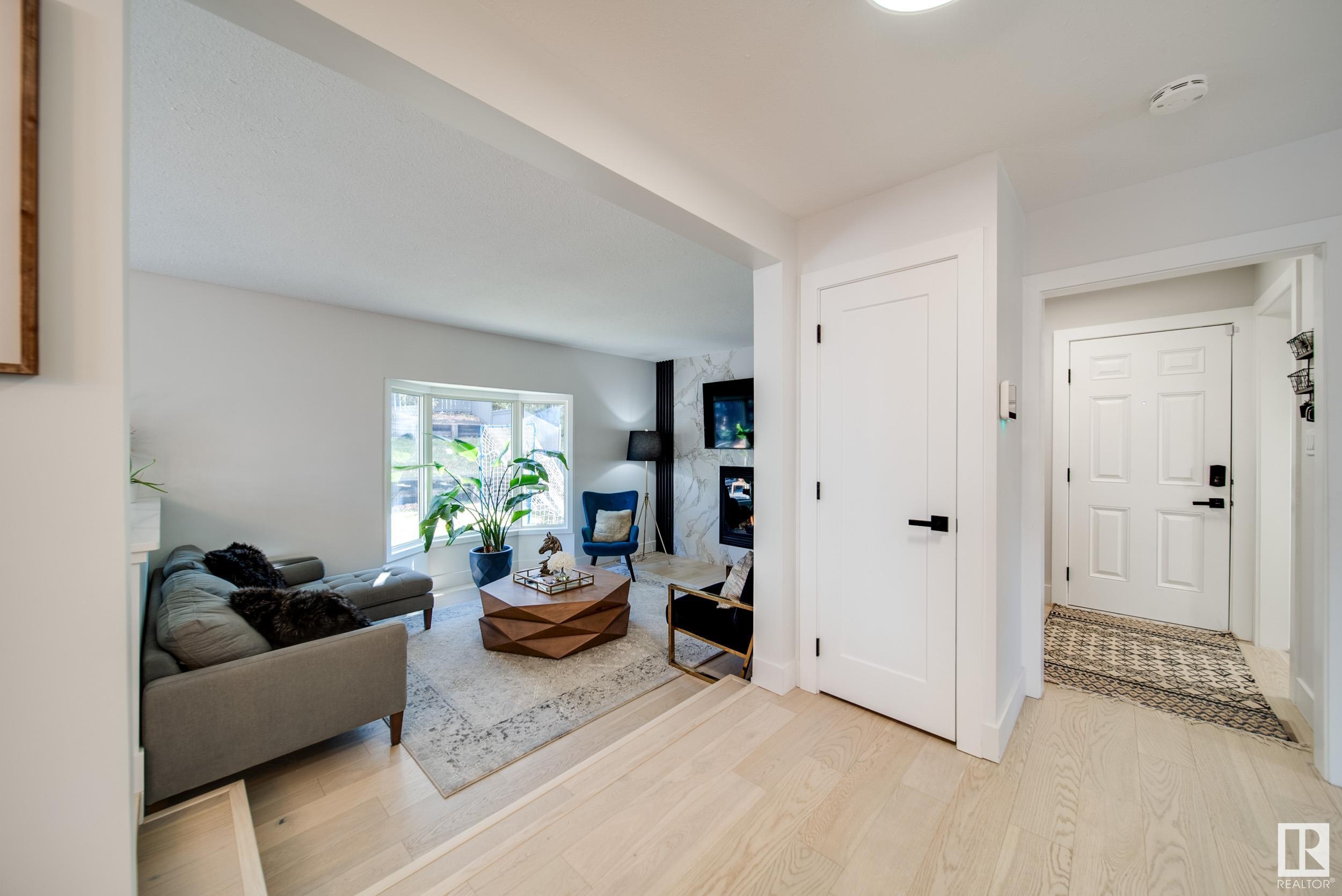 27 WELLAND Crescent