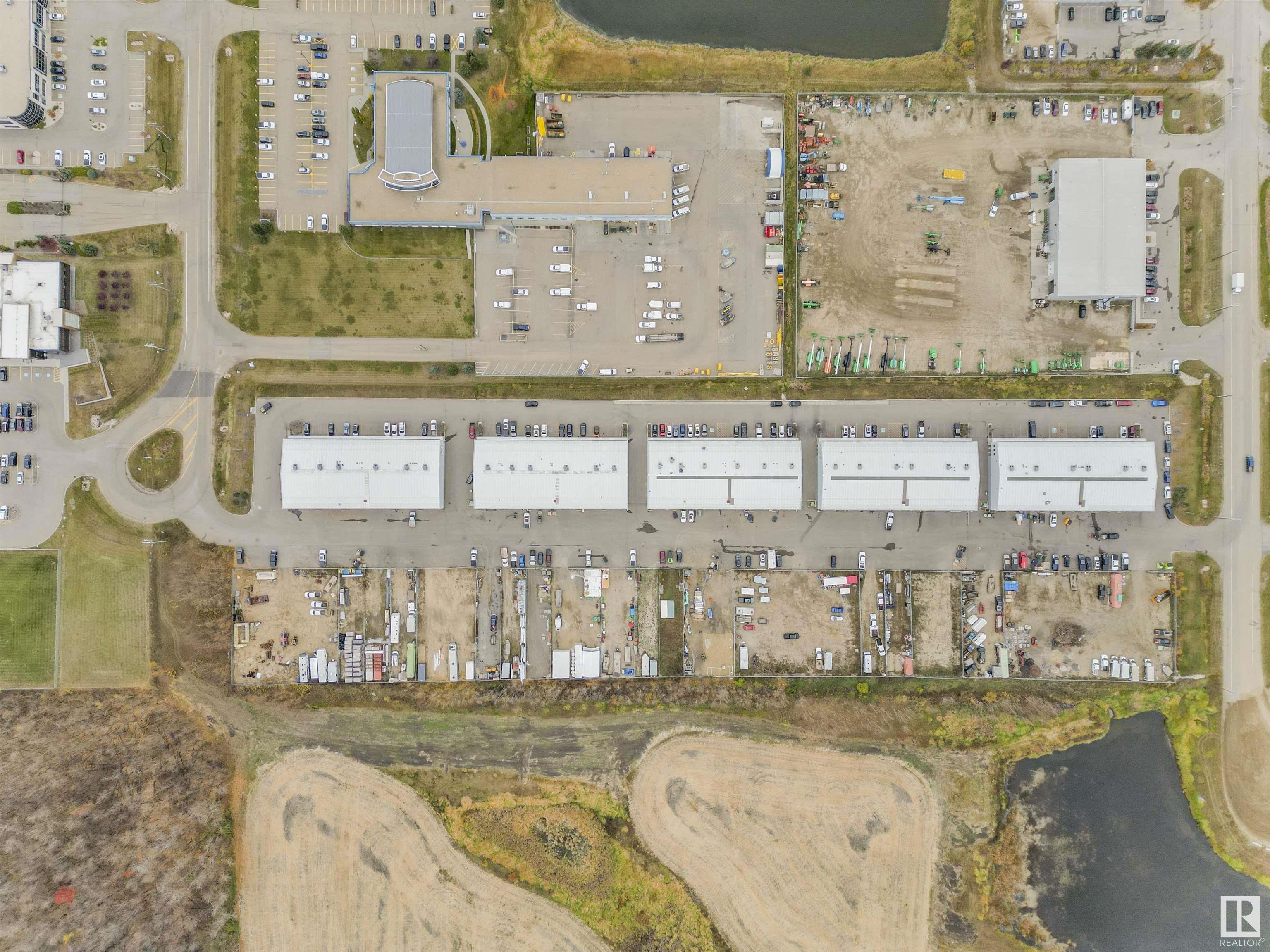 280 PORTAGE Close