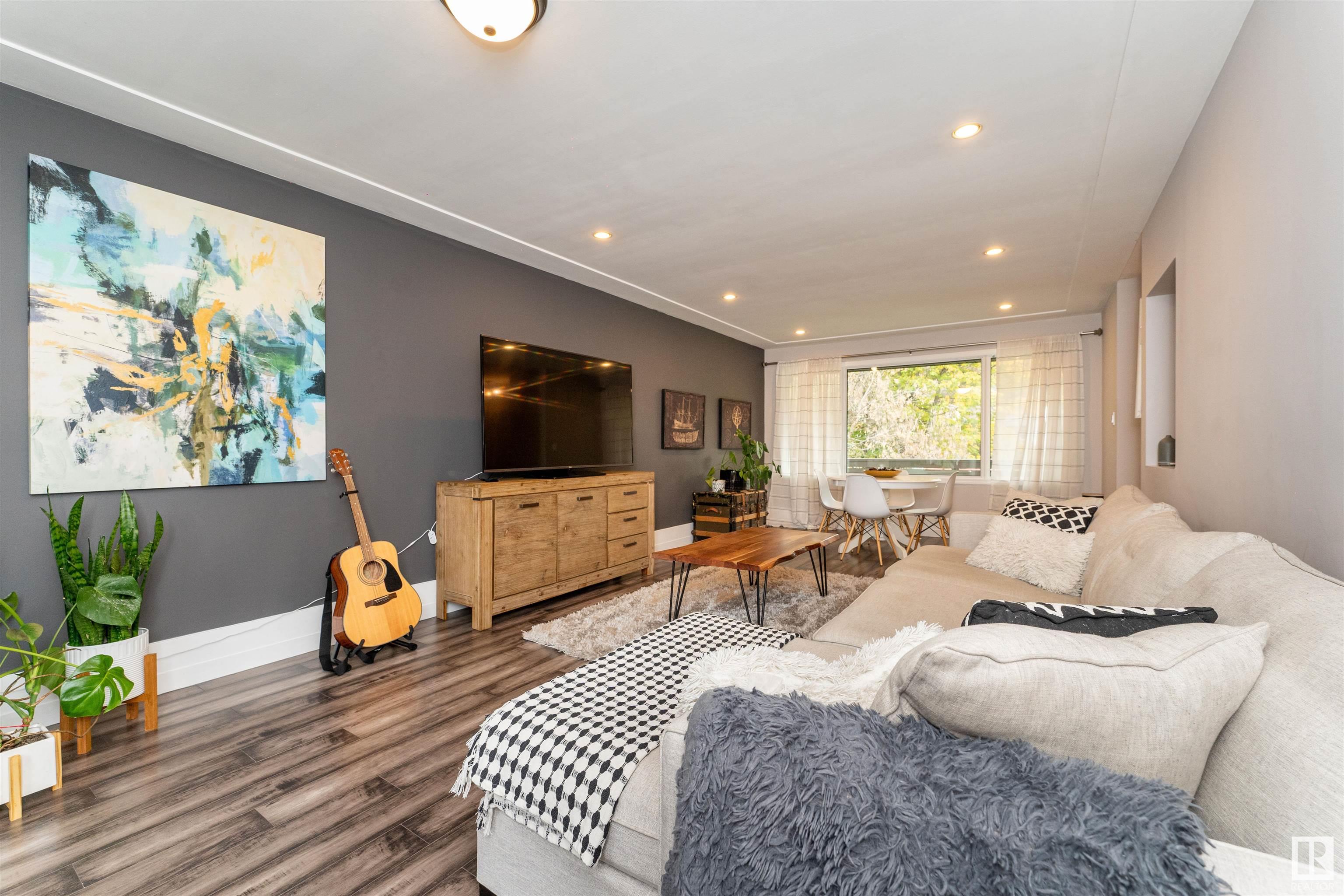 31 BELMONT Drive