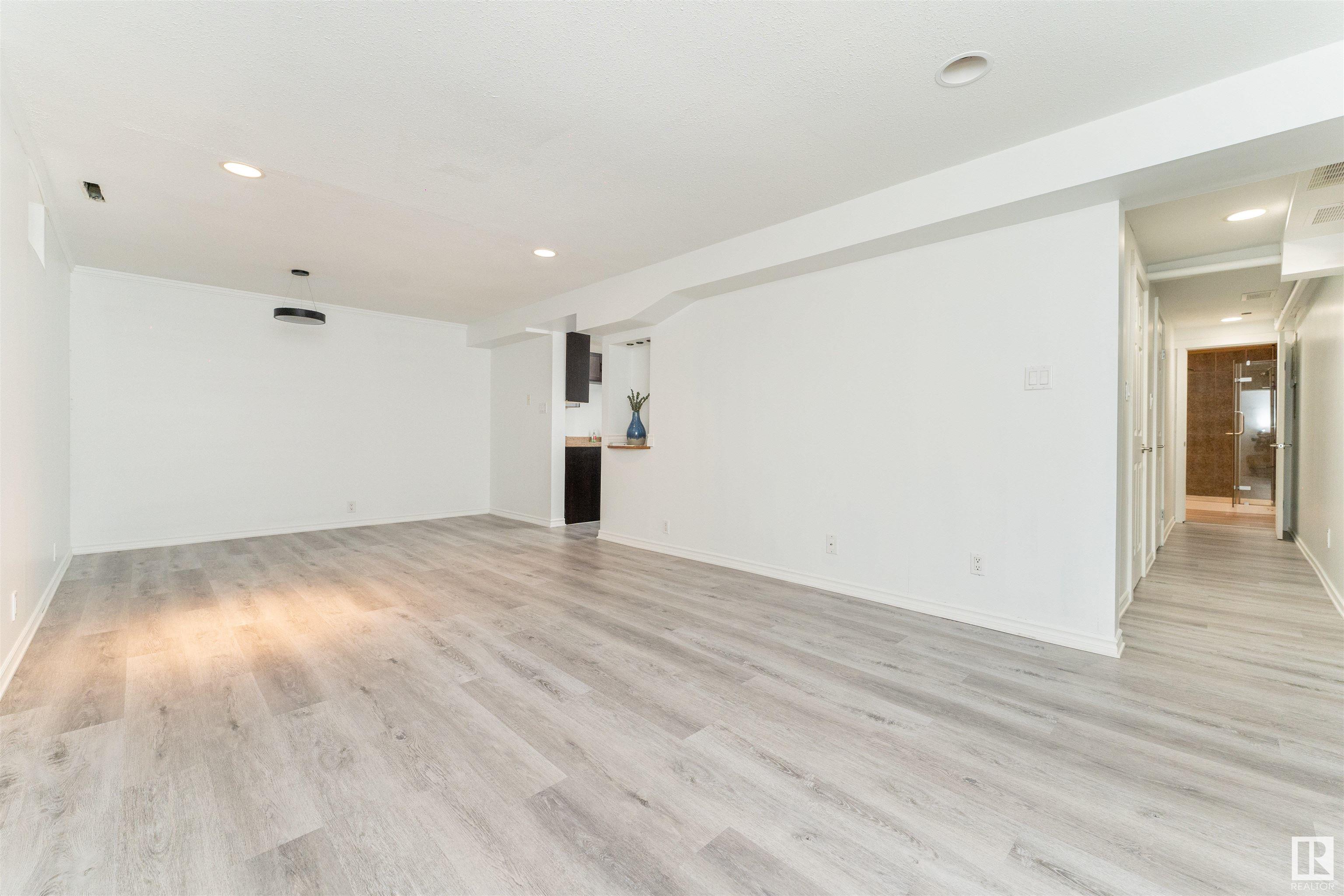 31 BELMONT Drive