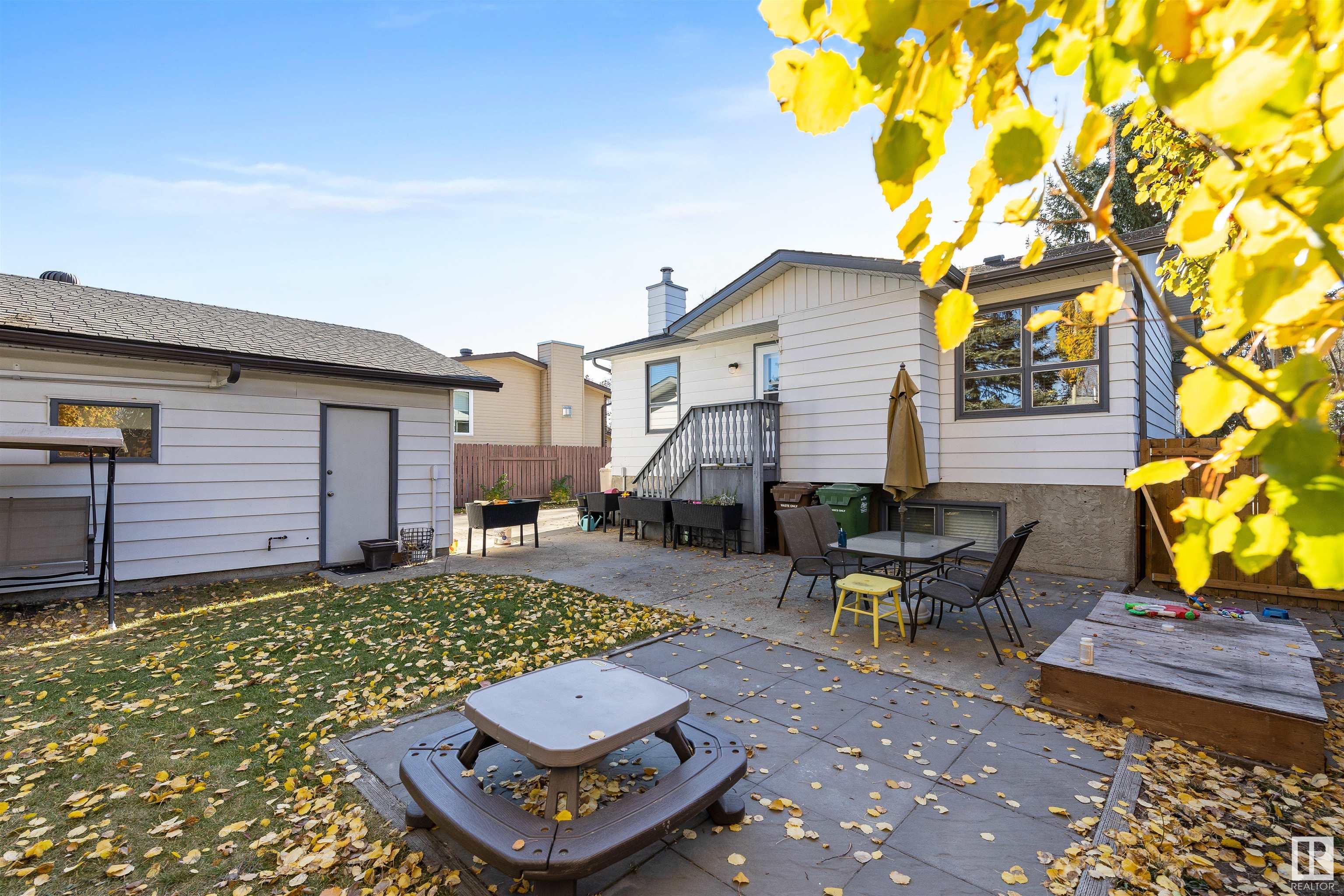 47 ACORN Crescent