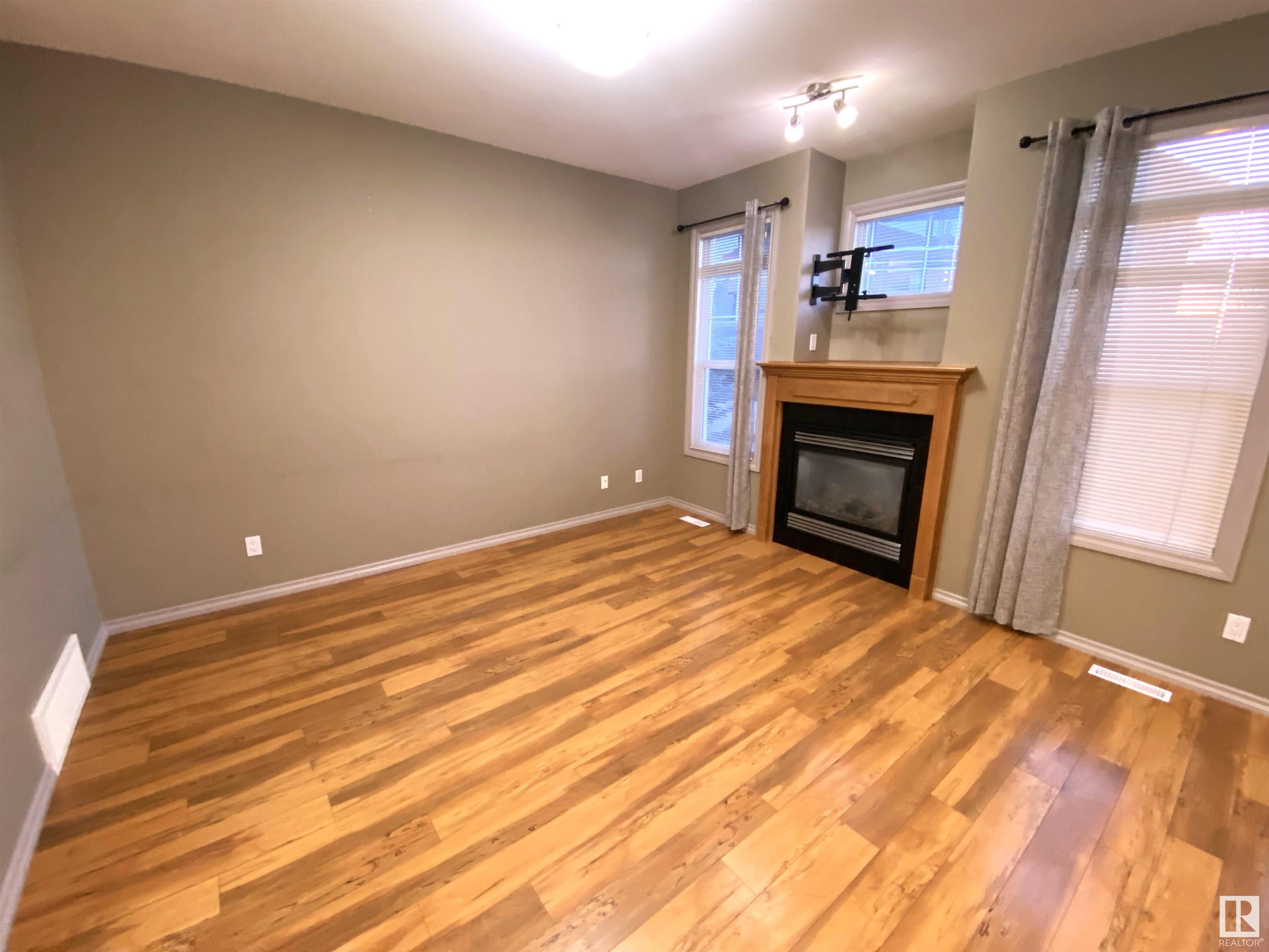 41 SUMMERWOOD Boulevard