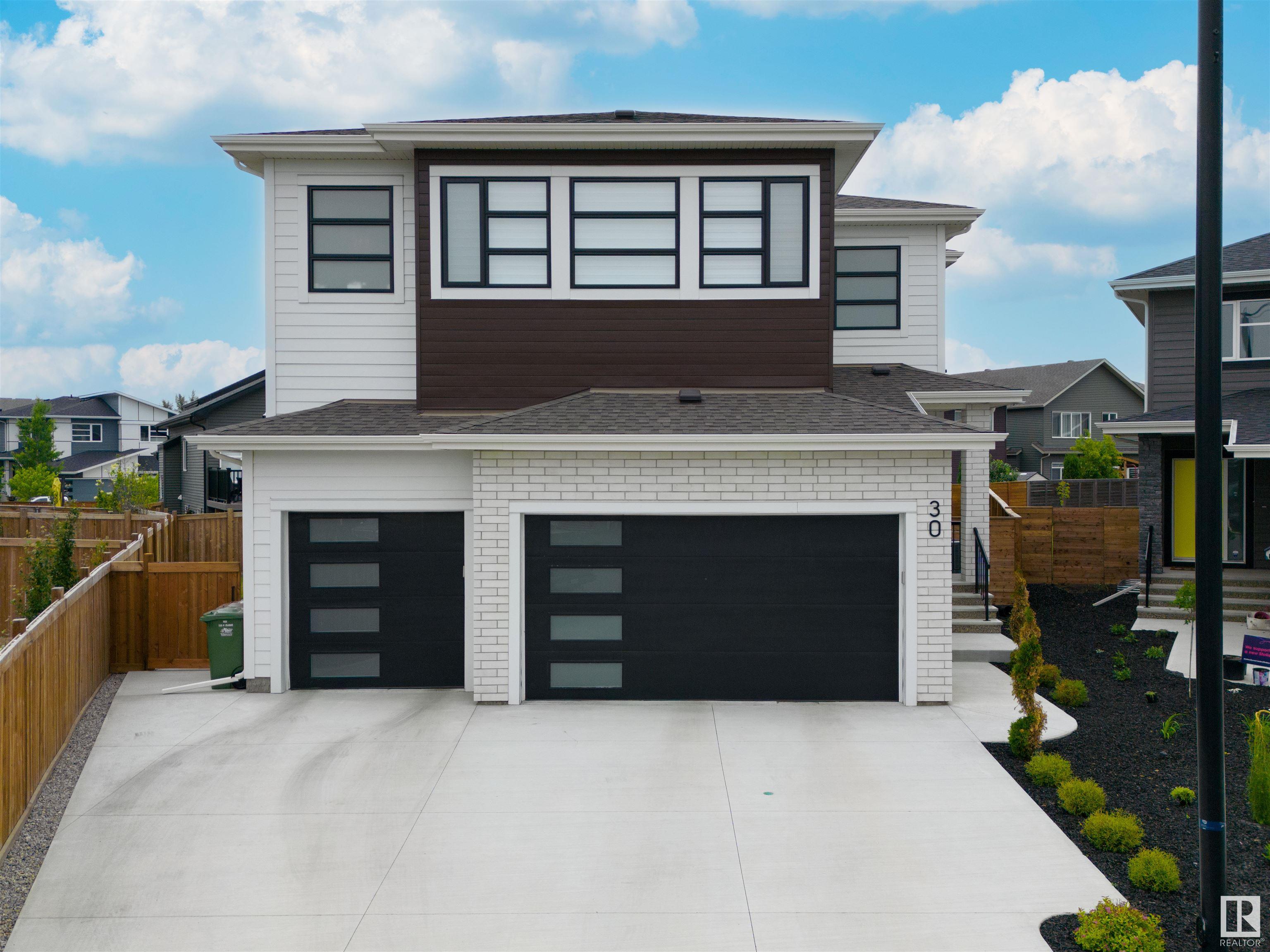 30 ROBERGE Close