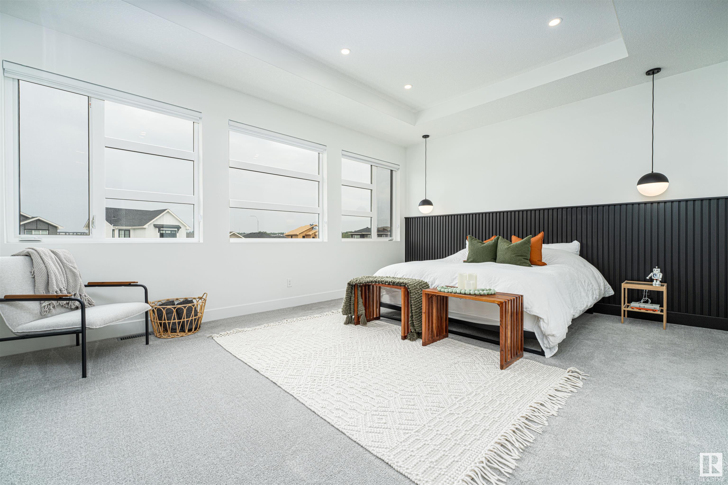 30 ROBERGE Close