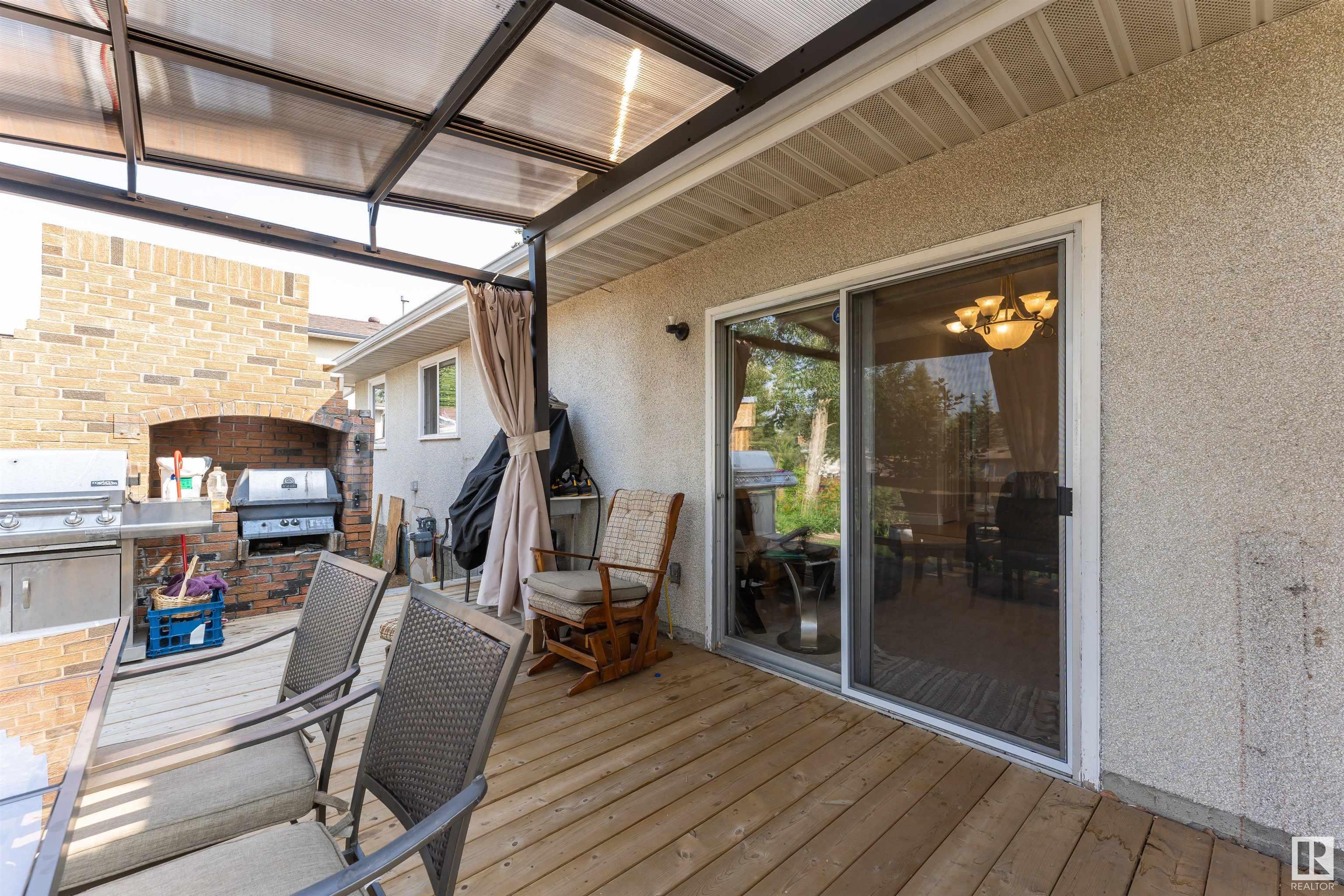 18 LAYDON Drive