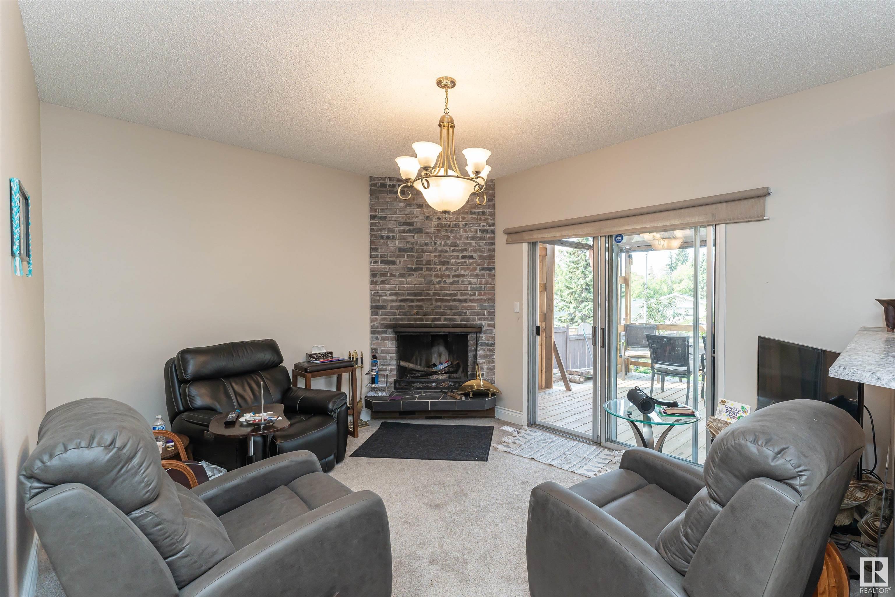 18 LAYDON Drive