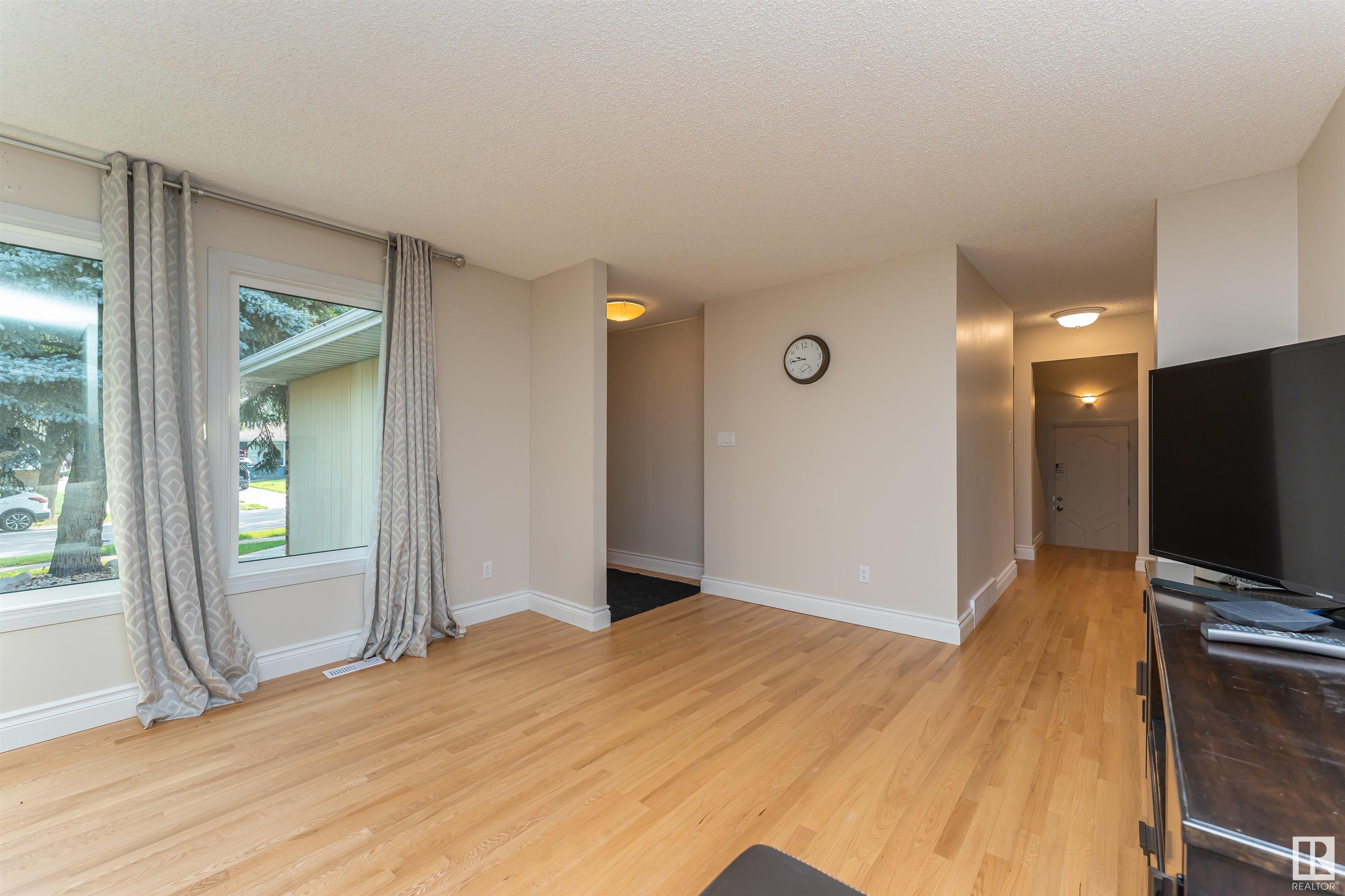 18 LAYDON Drive