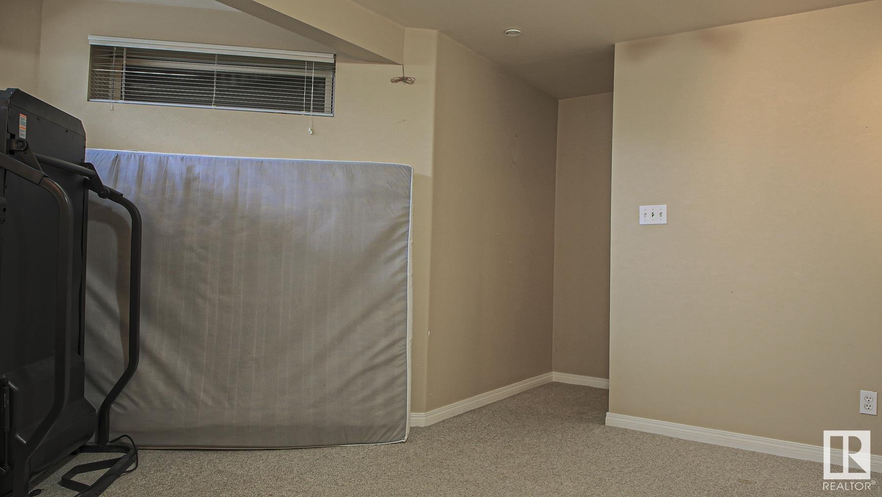 10 CRANBERRY Drive