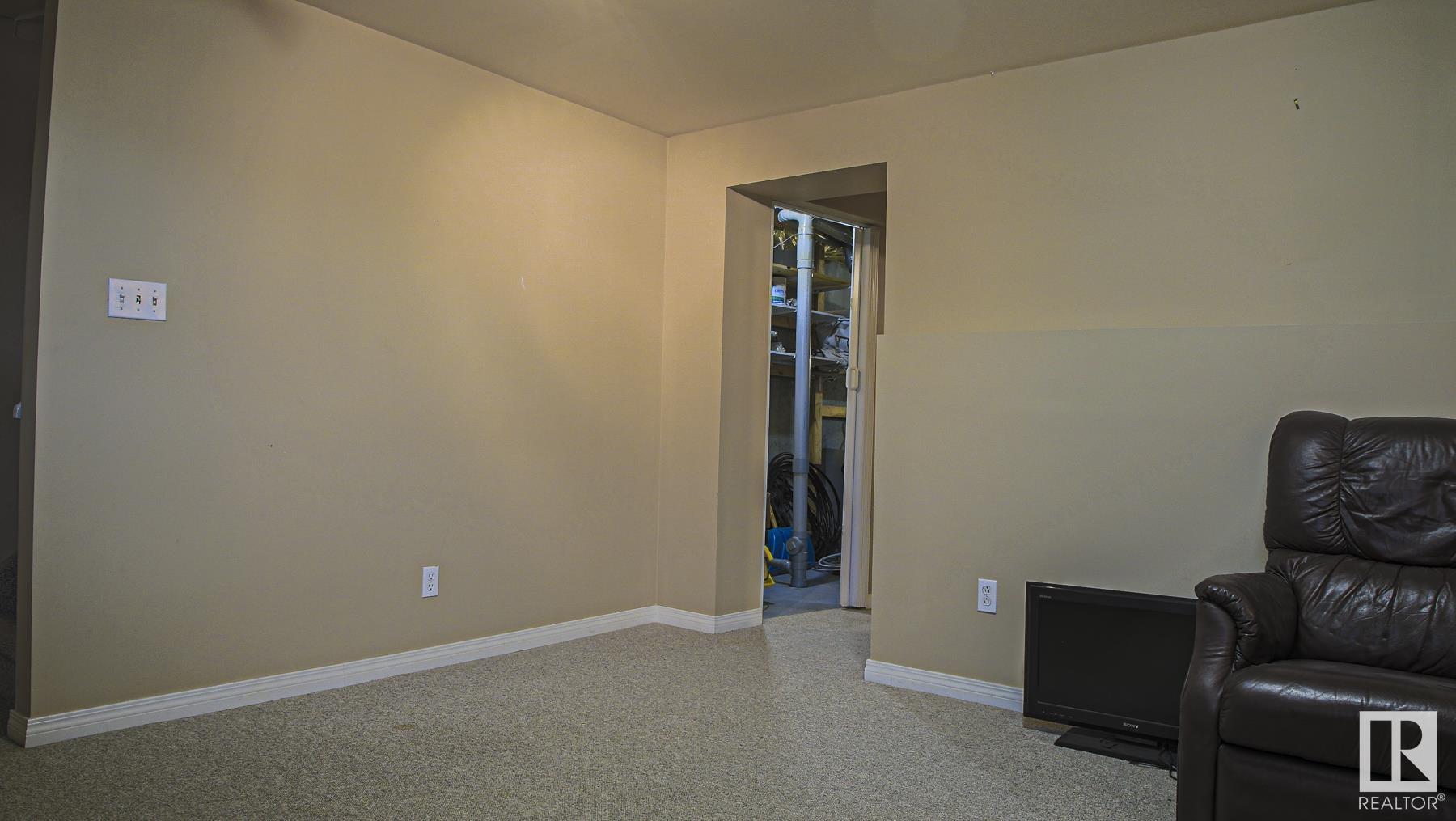 10 CRANBERRY Drive
