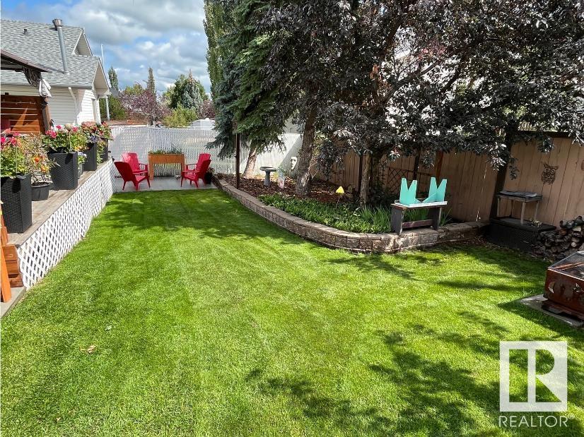 332 MEADOWVIEW Terrace