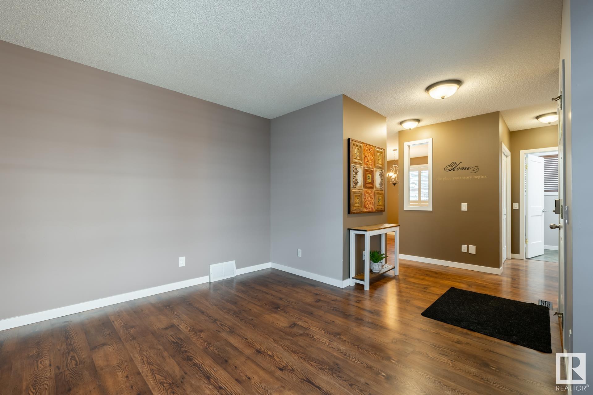 332 MEADOWVIEW Terrace