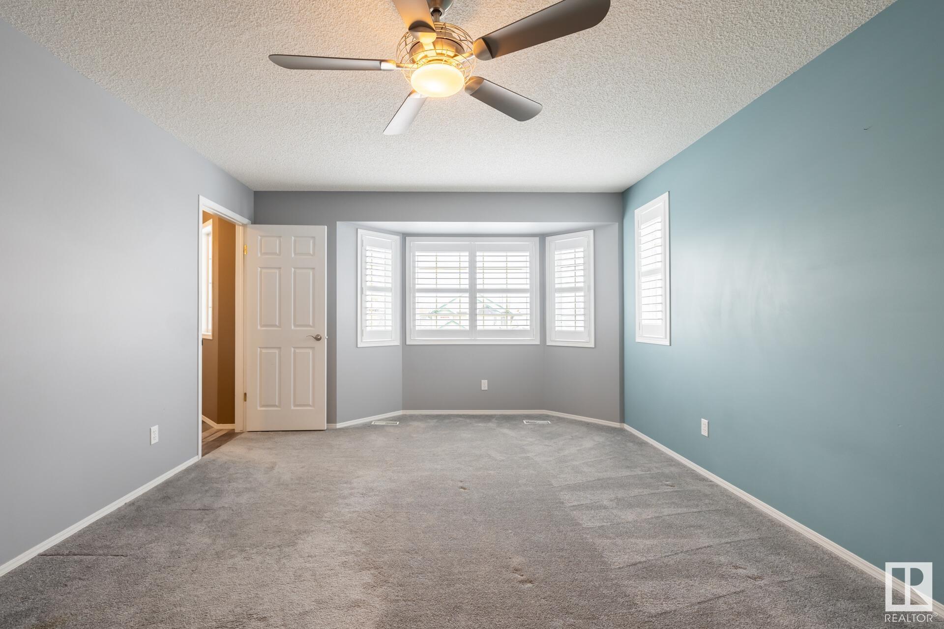 332 MEADOWVIEW Terrace