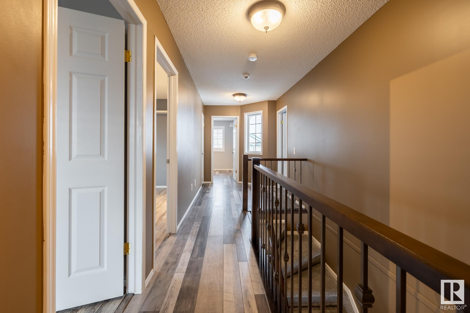332 MEADOWVIEW Terrace
