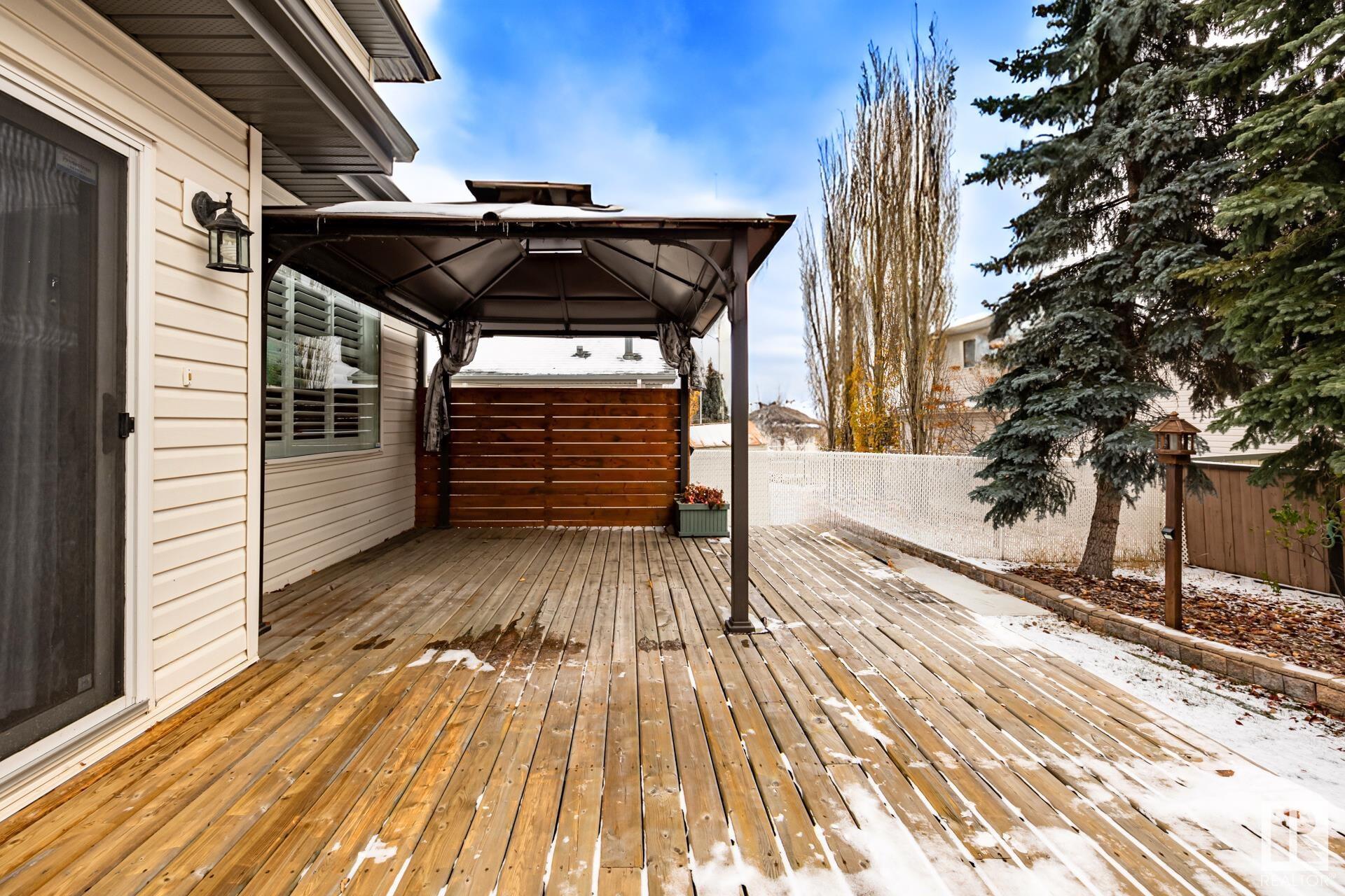 332 MEADOWVIEW Terrace
