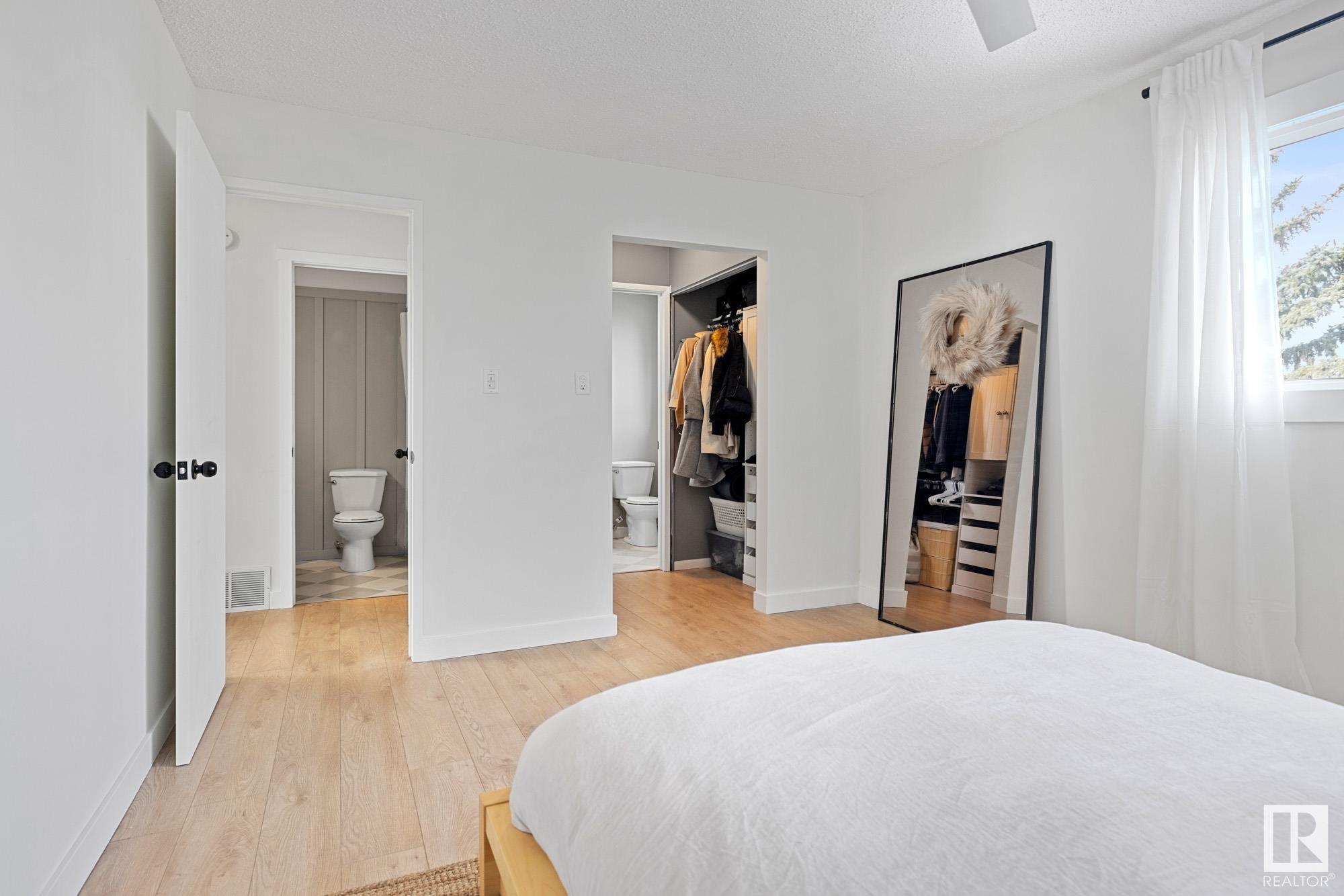 262 GRANDIN Village