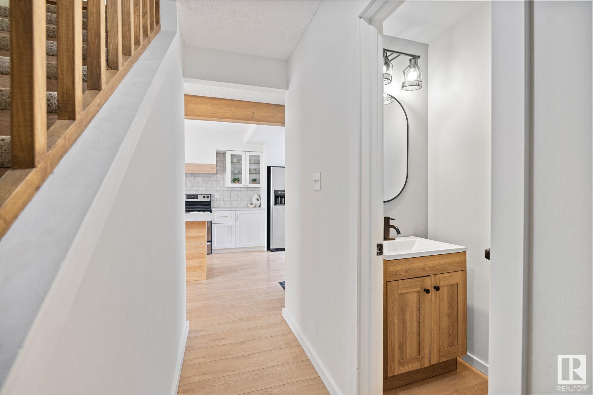 262 GRANDIN Village