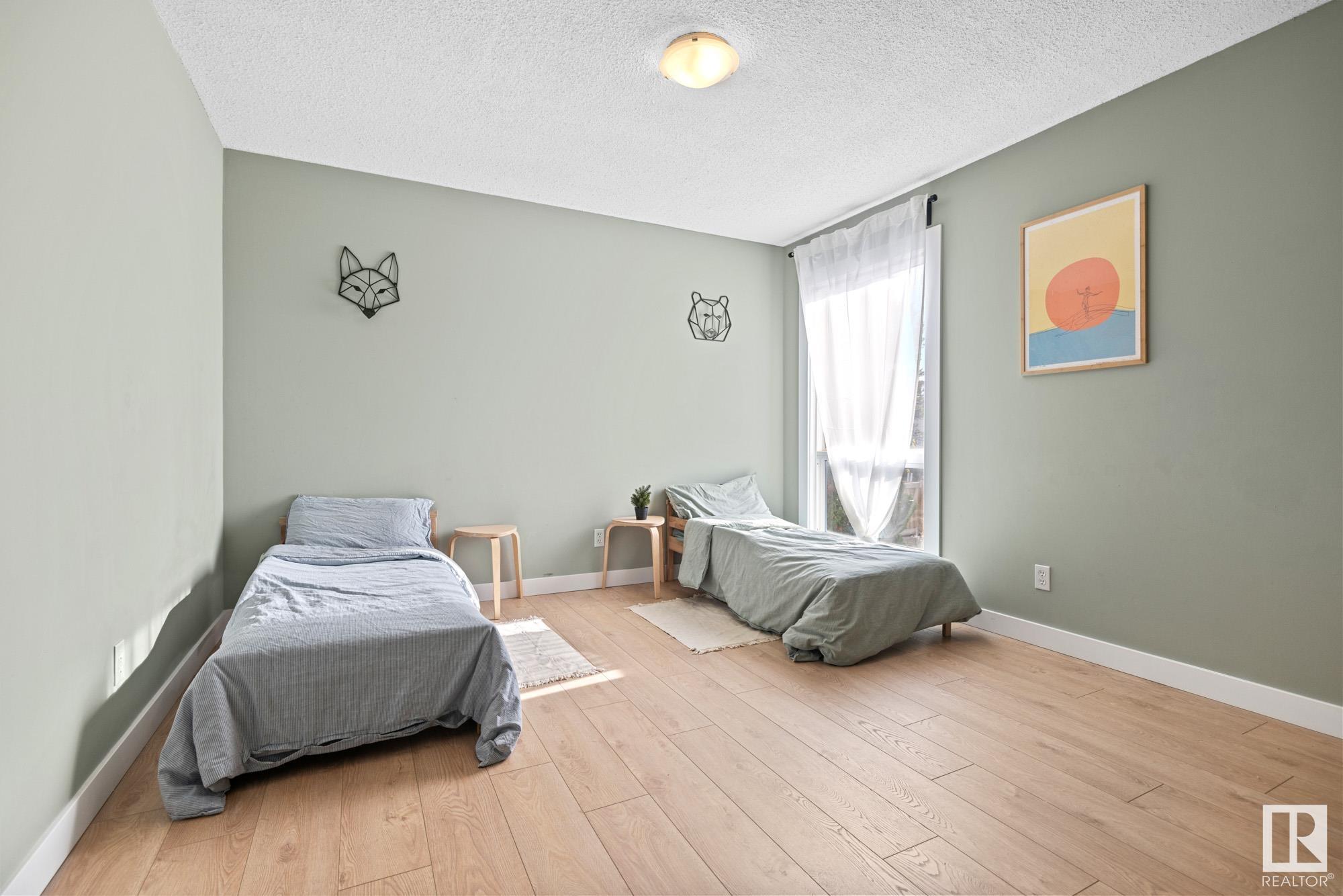 262 GRANDIN Village