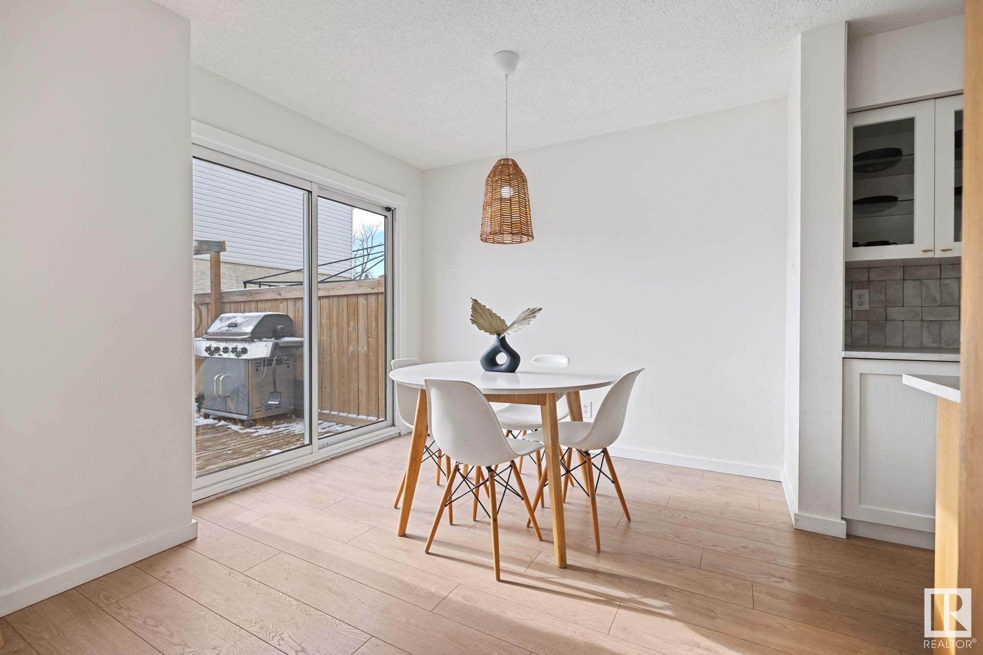 262 GRANDIN Village